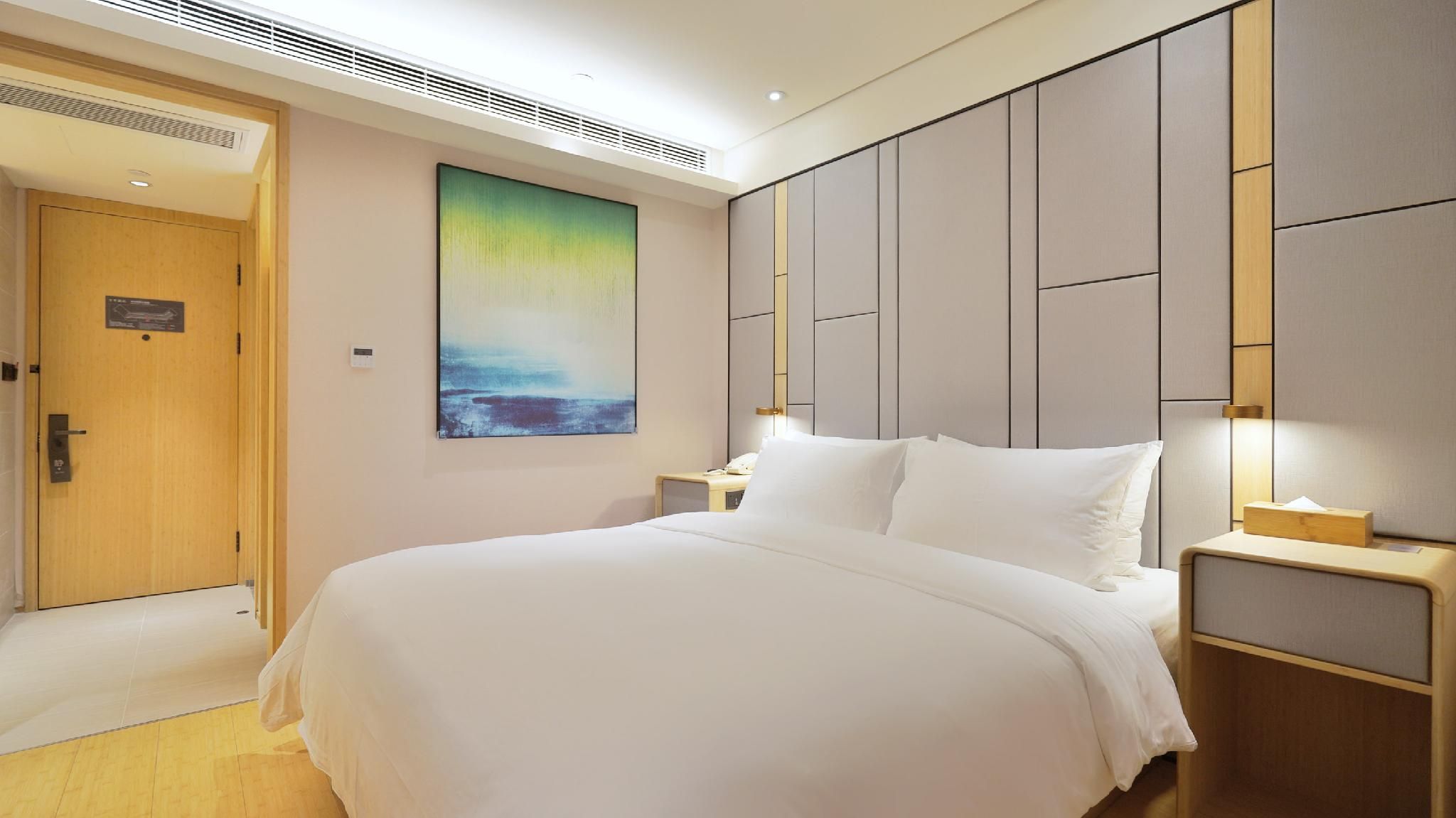 Huazhu - Superior BedRoom