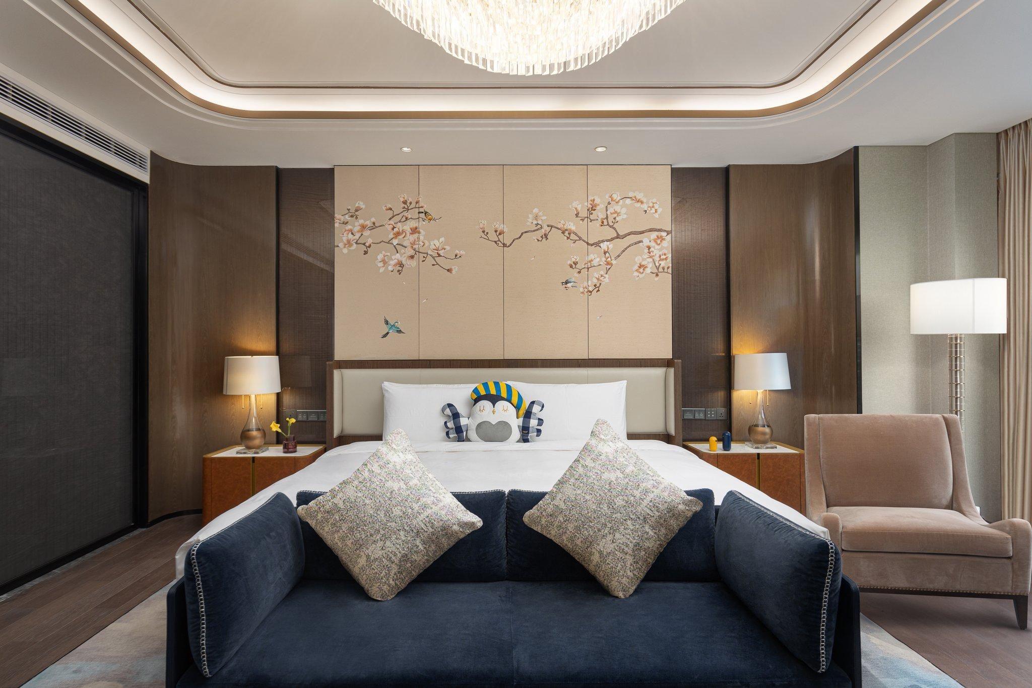 Chairman Suite