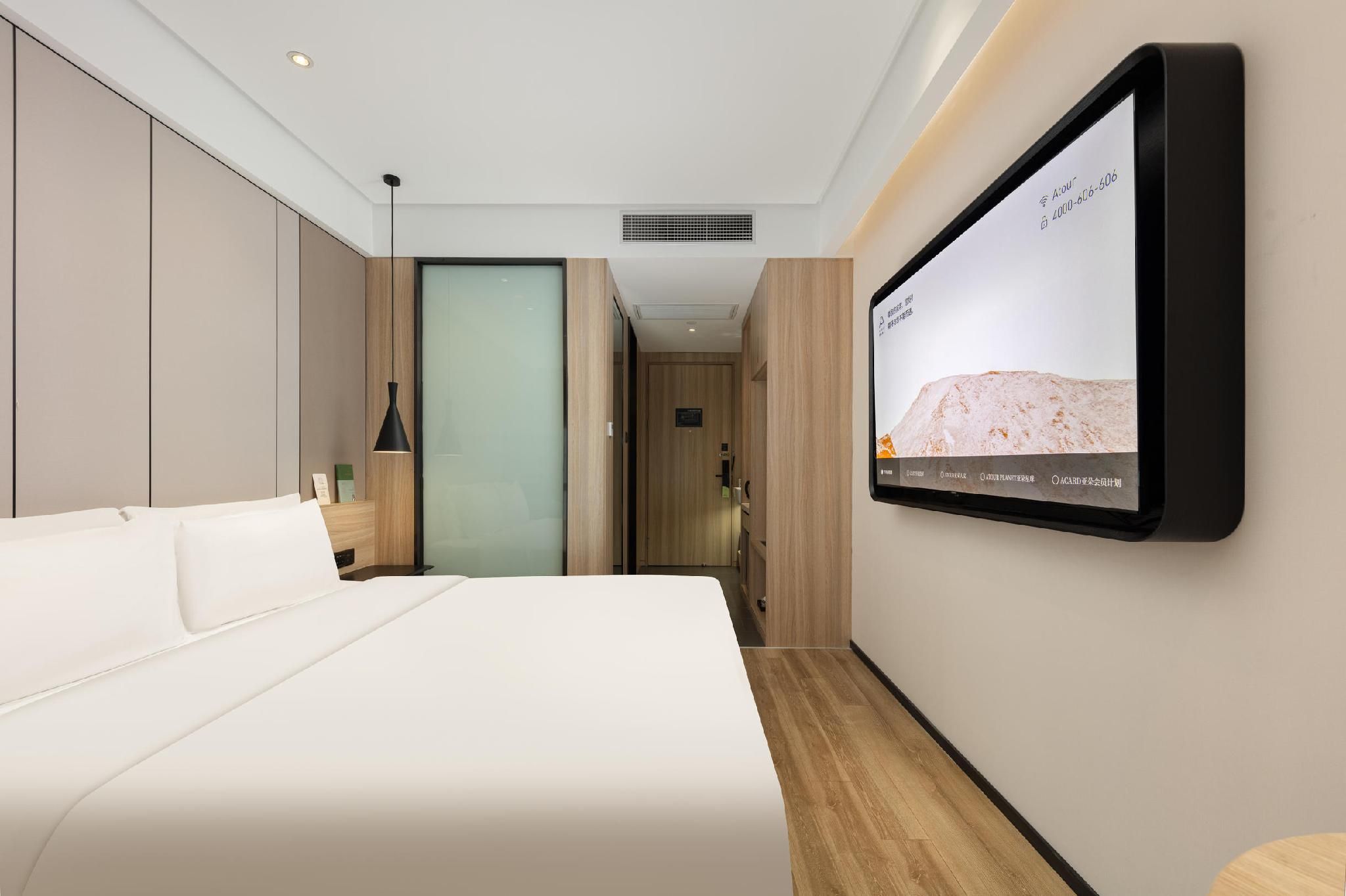 Executive room, Guest room, 1 Queen