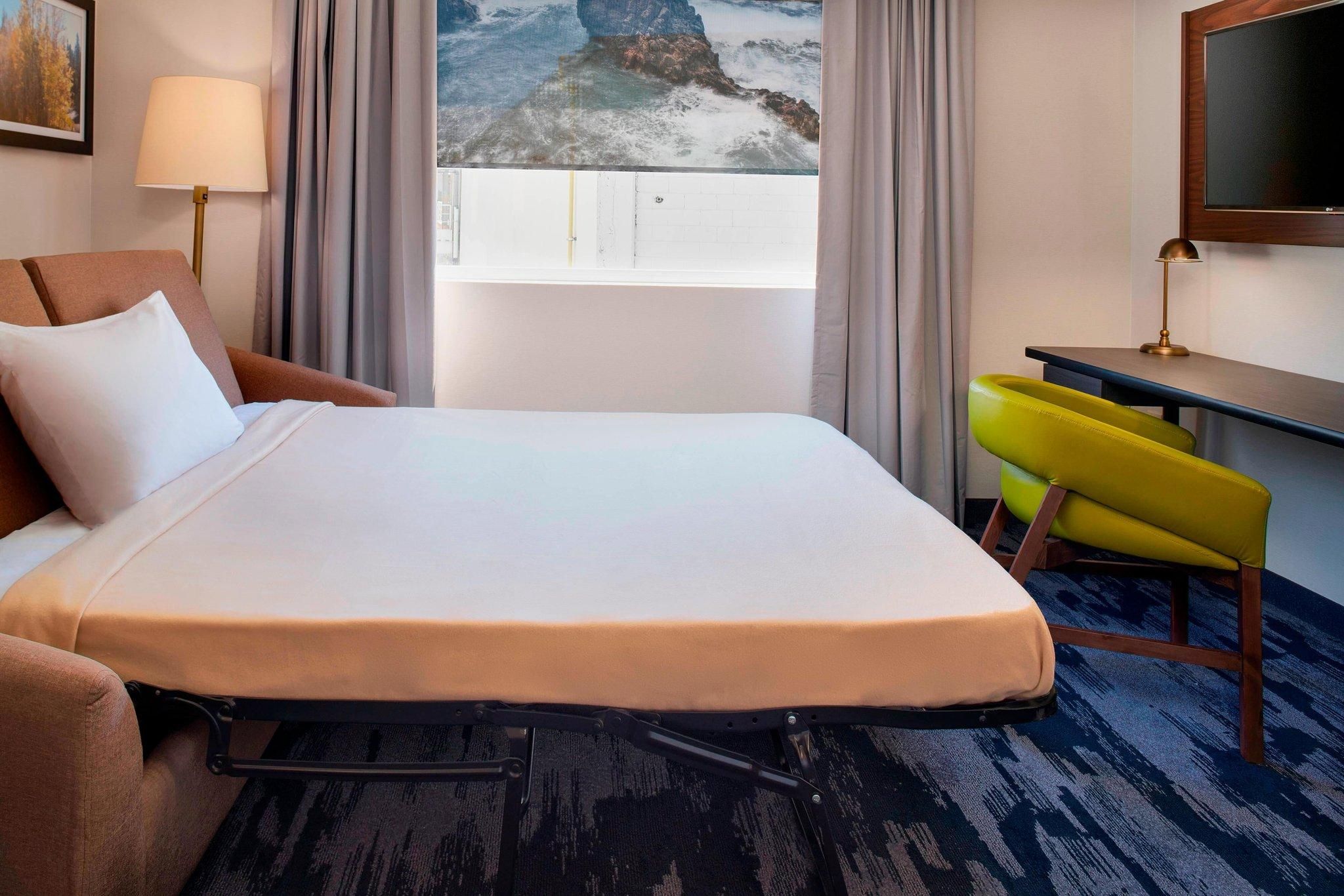 1 Bedroom Junior Suite, 1 King, Sofa bed 