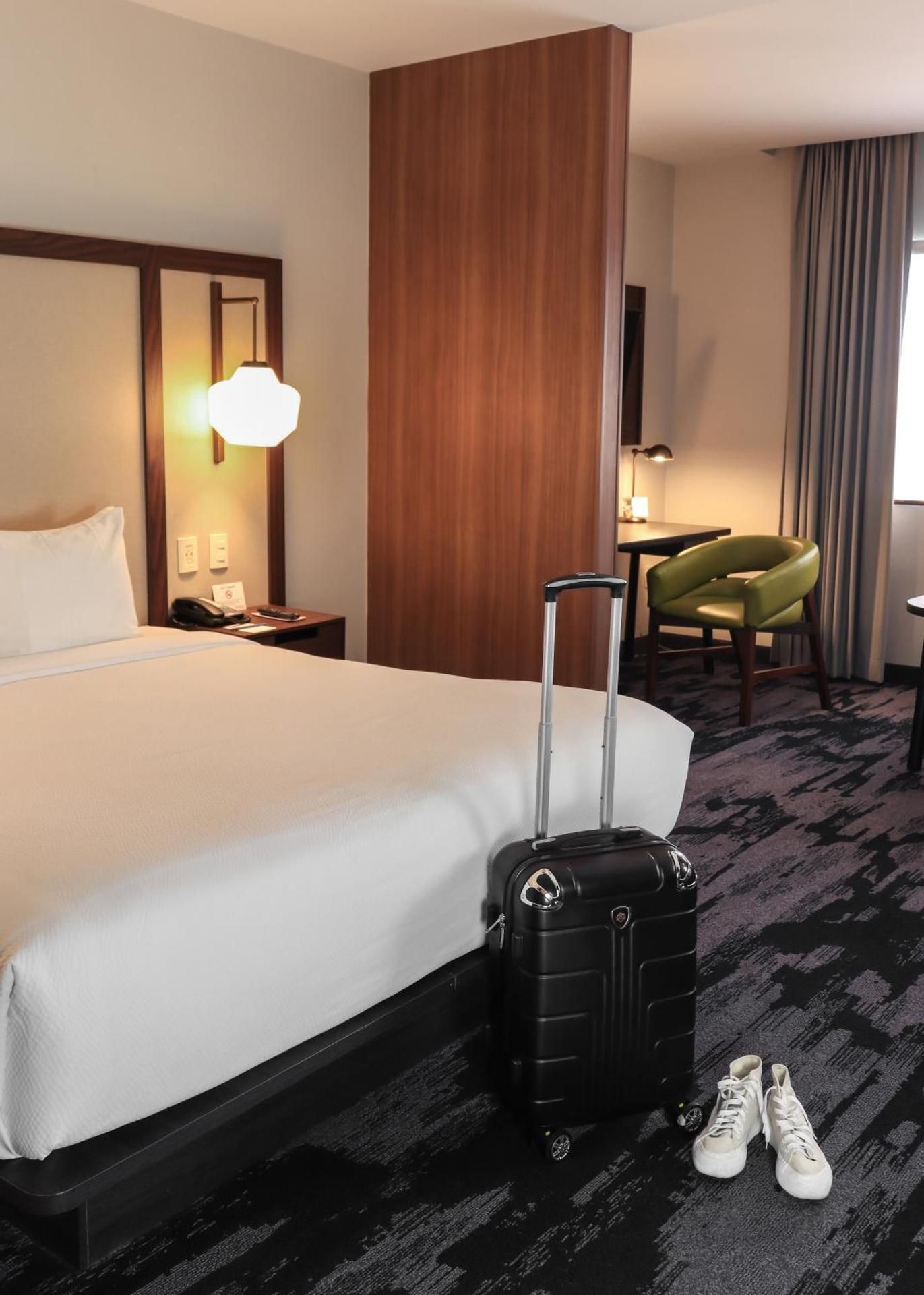 Guest Room, 1 King