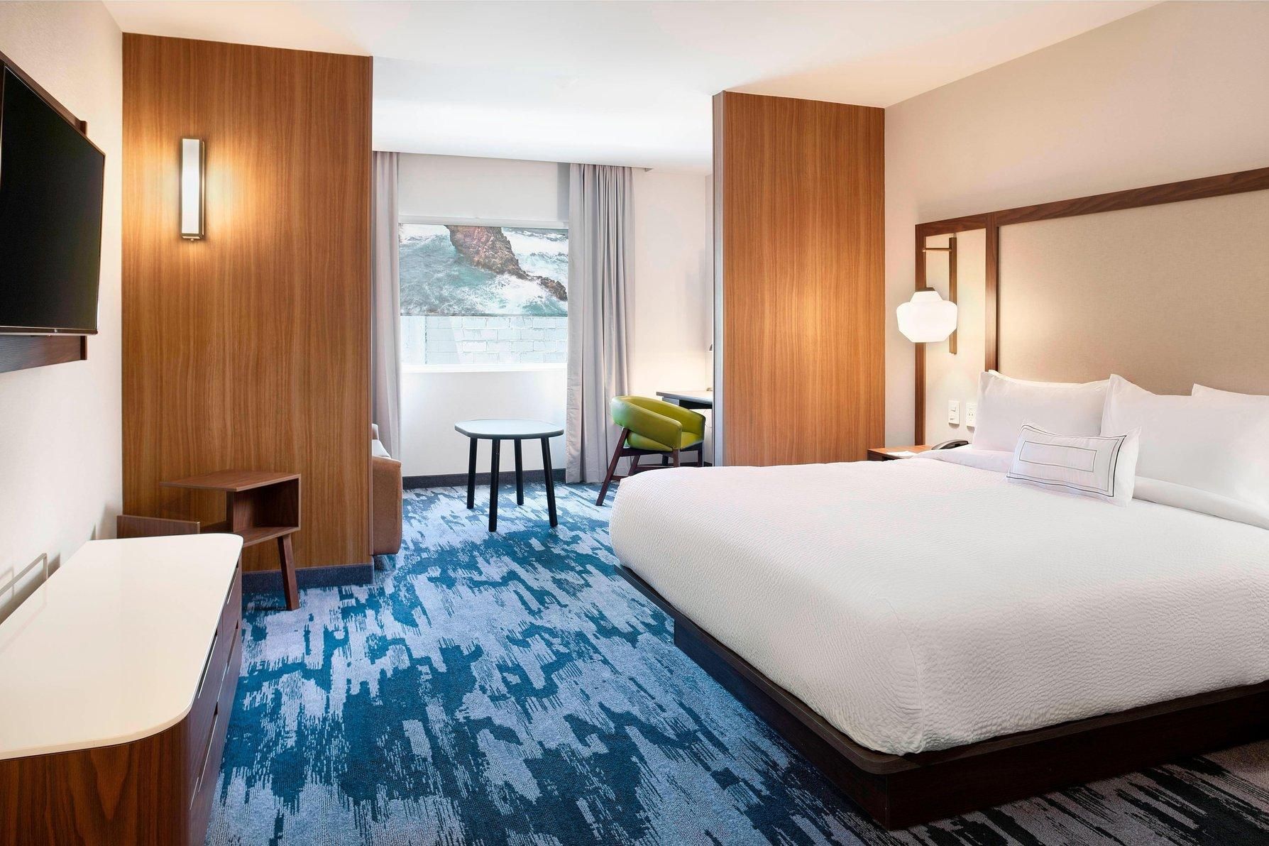 1 Bedroom Junior Suite, 1 King, Sofa bed 