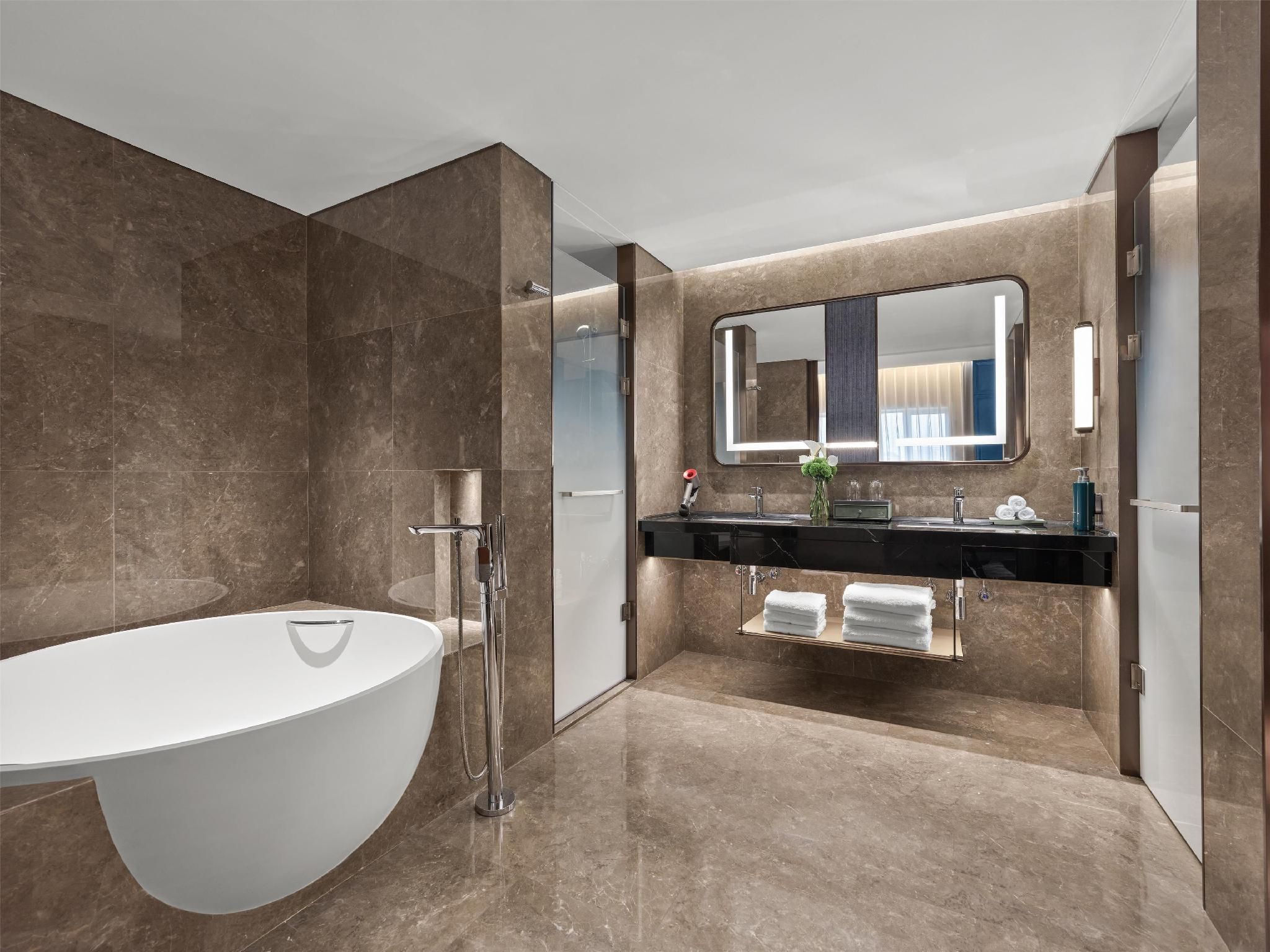 King Two Bedroom Suite Executive Tower