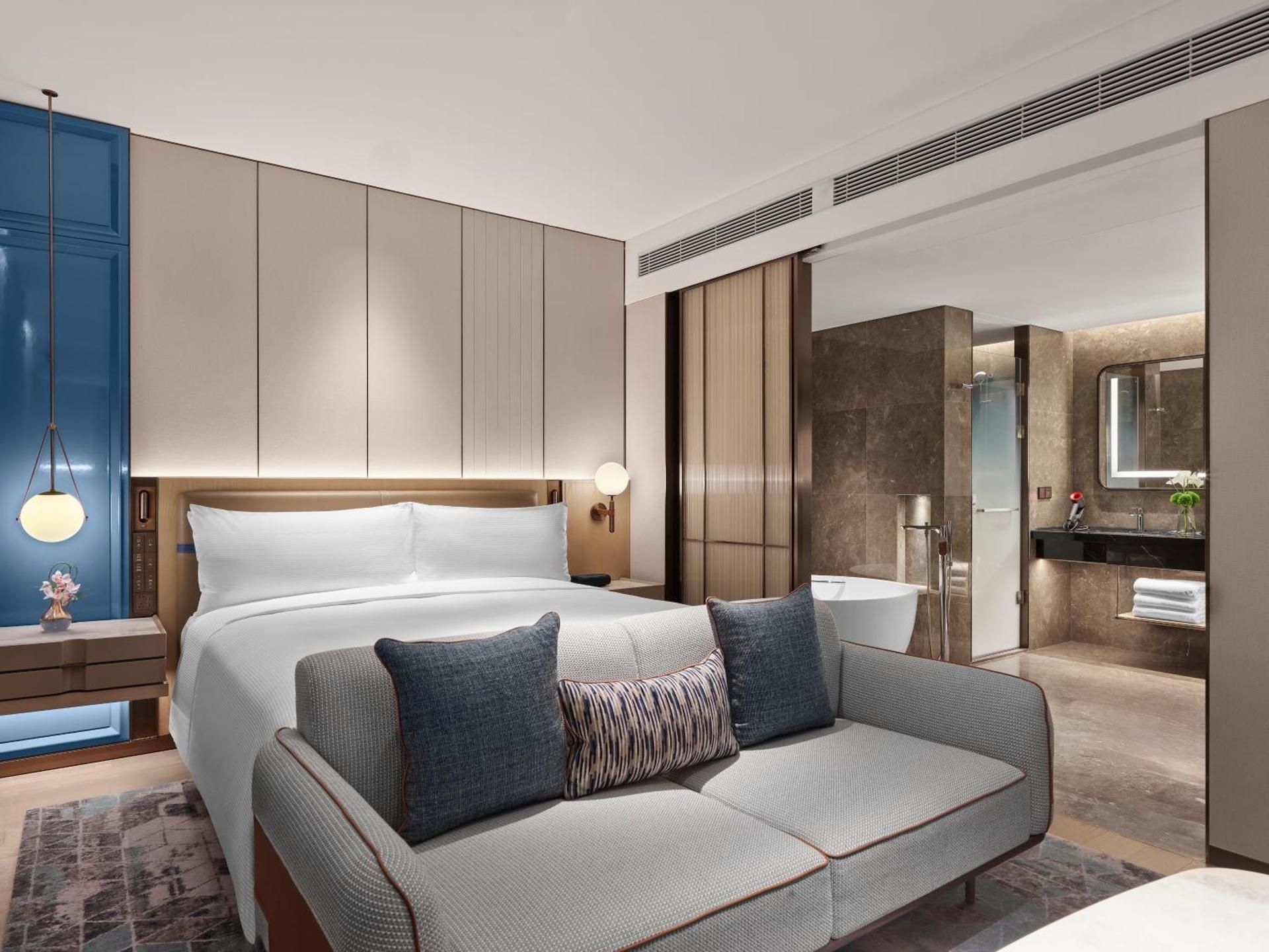 Two-Bedroom Executive King Suite