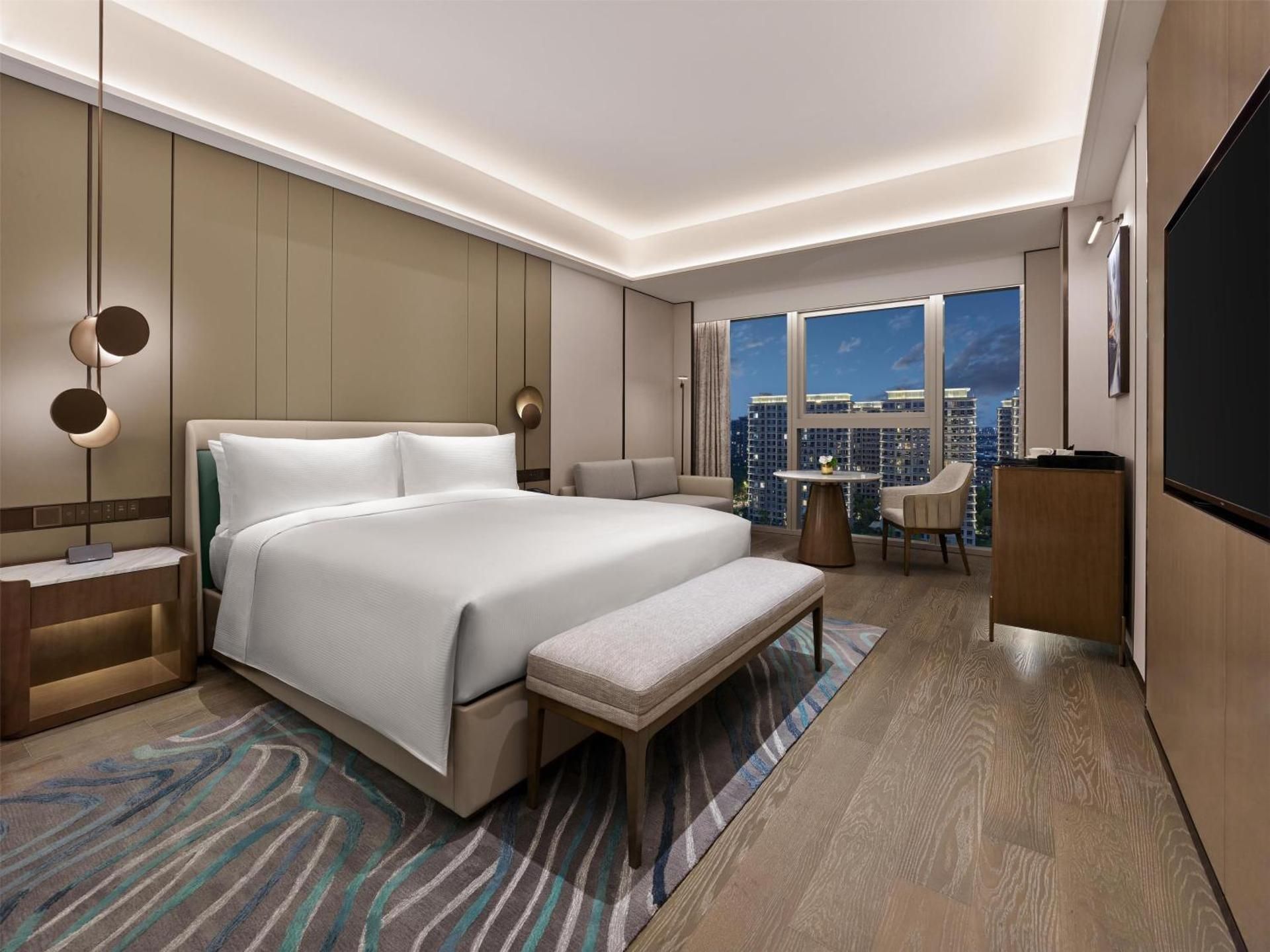 King Executive Room