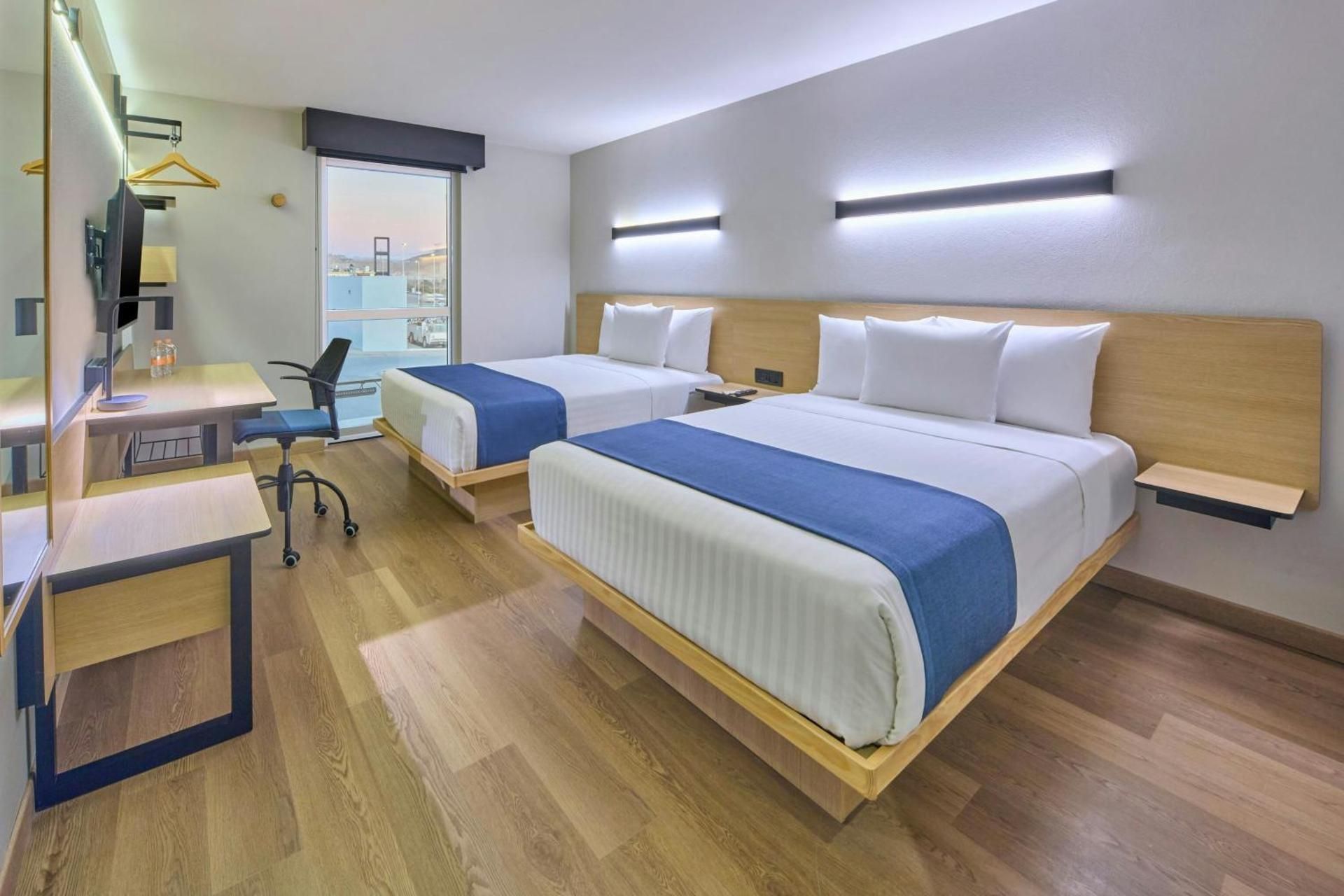 Standard Double Room with Two Double Beds and City View