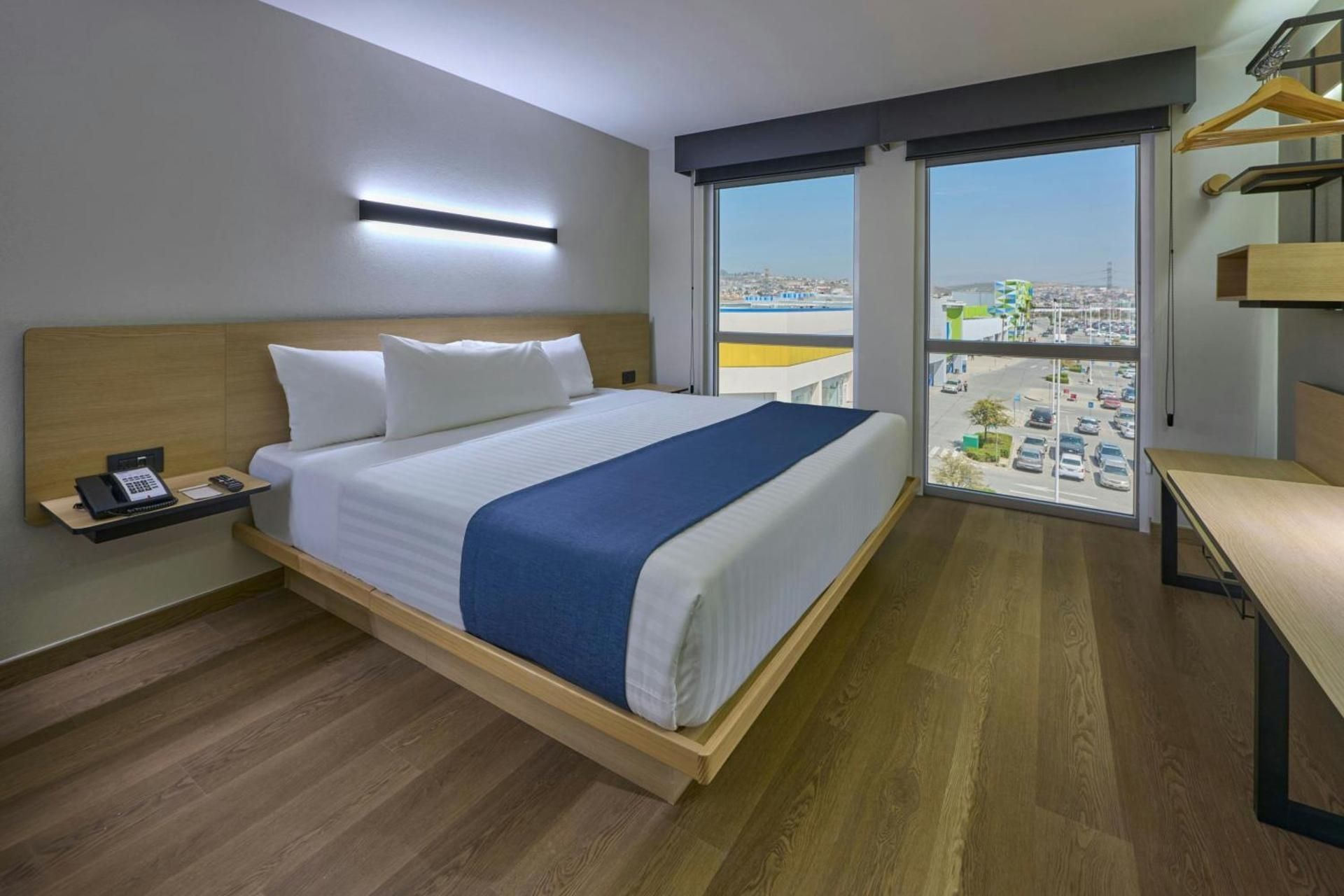 King Suite with Sofa Bed and City View