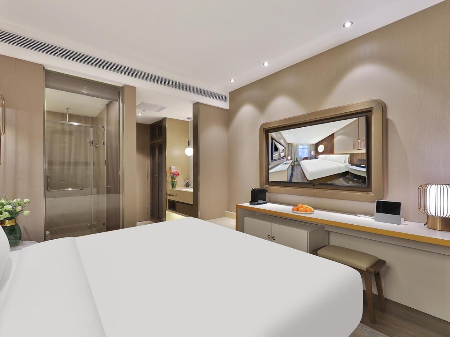 Deluxe Double Room (2 Adults + 1 Child)