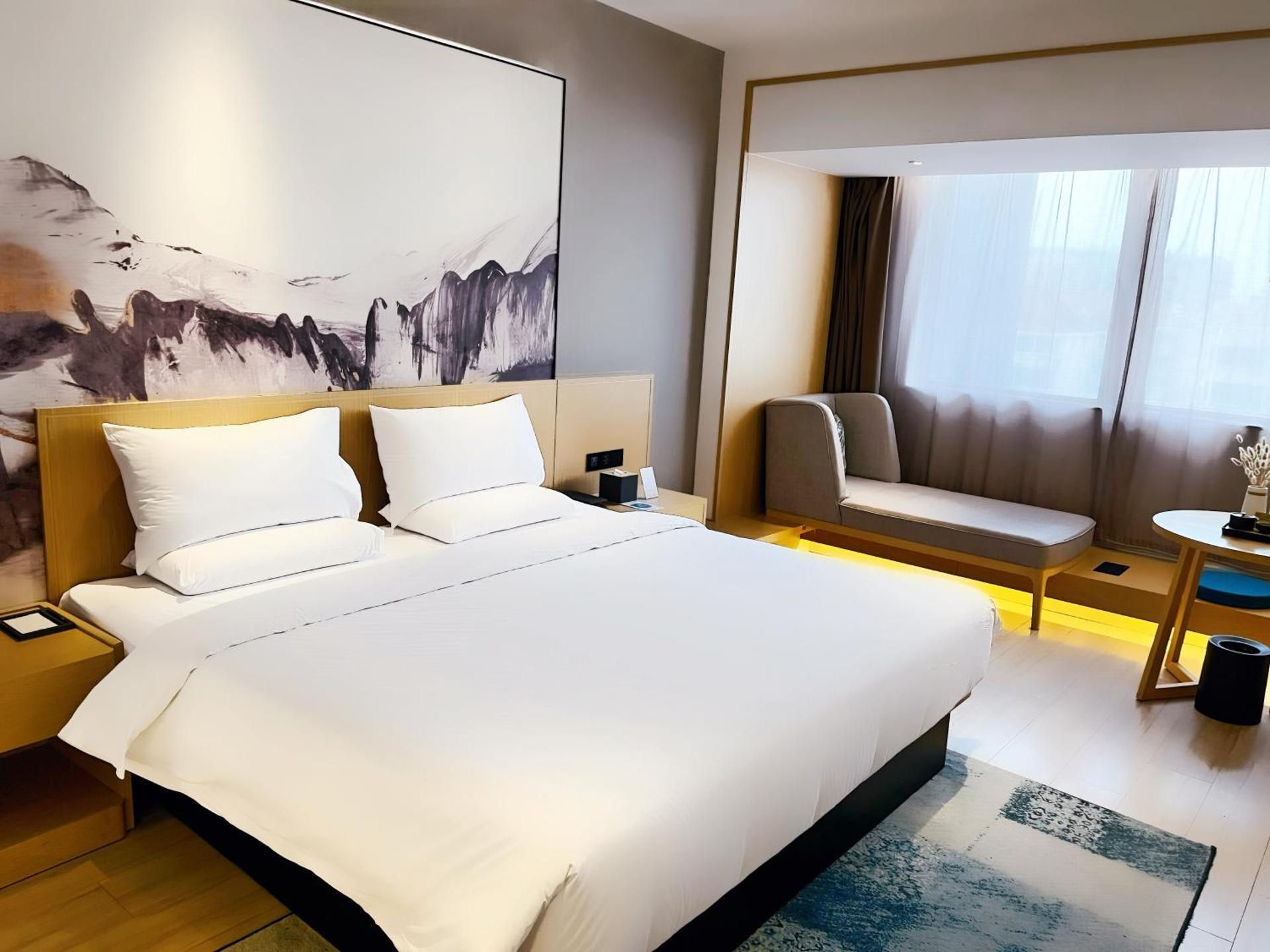 Superior Queen Room