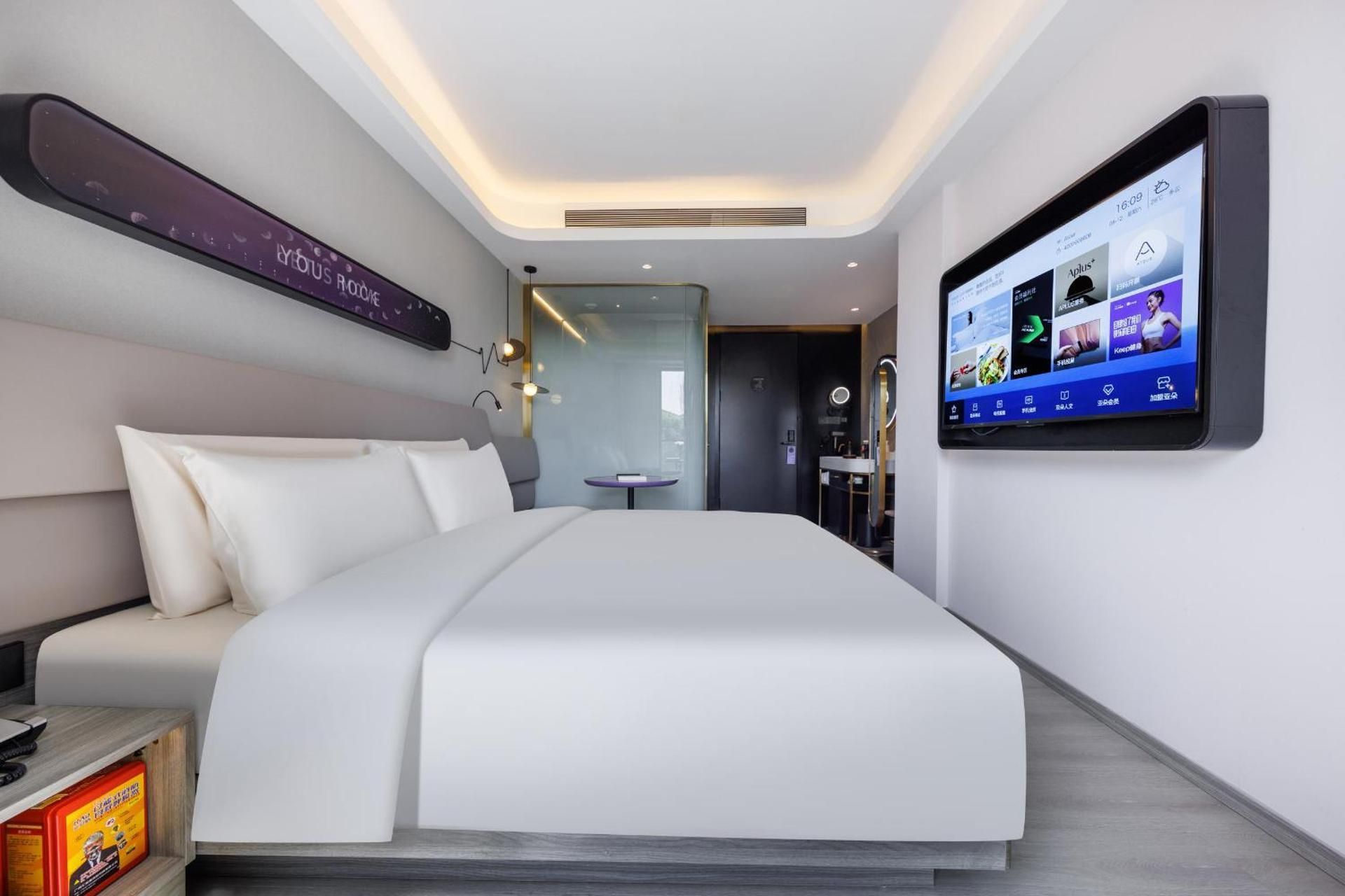 Super Double Room