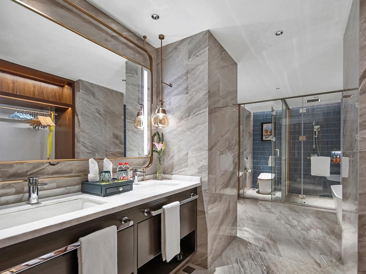 One-Bedroom Suite