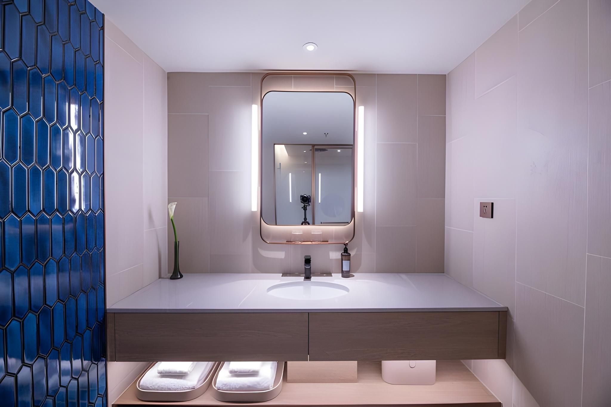 Huazhu - Executive Bed Room