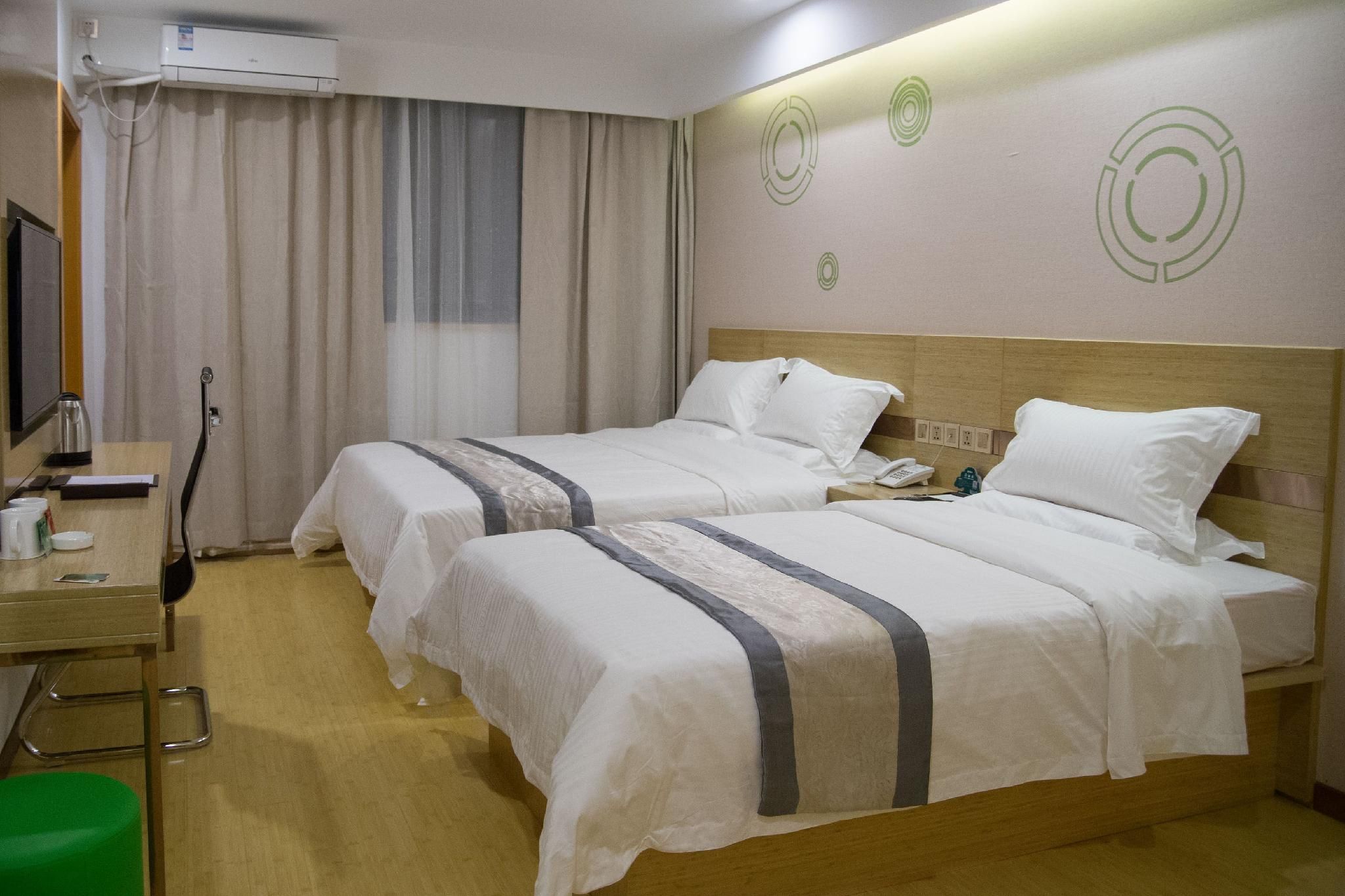 2 Bed Twin Superior Room