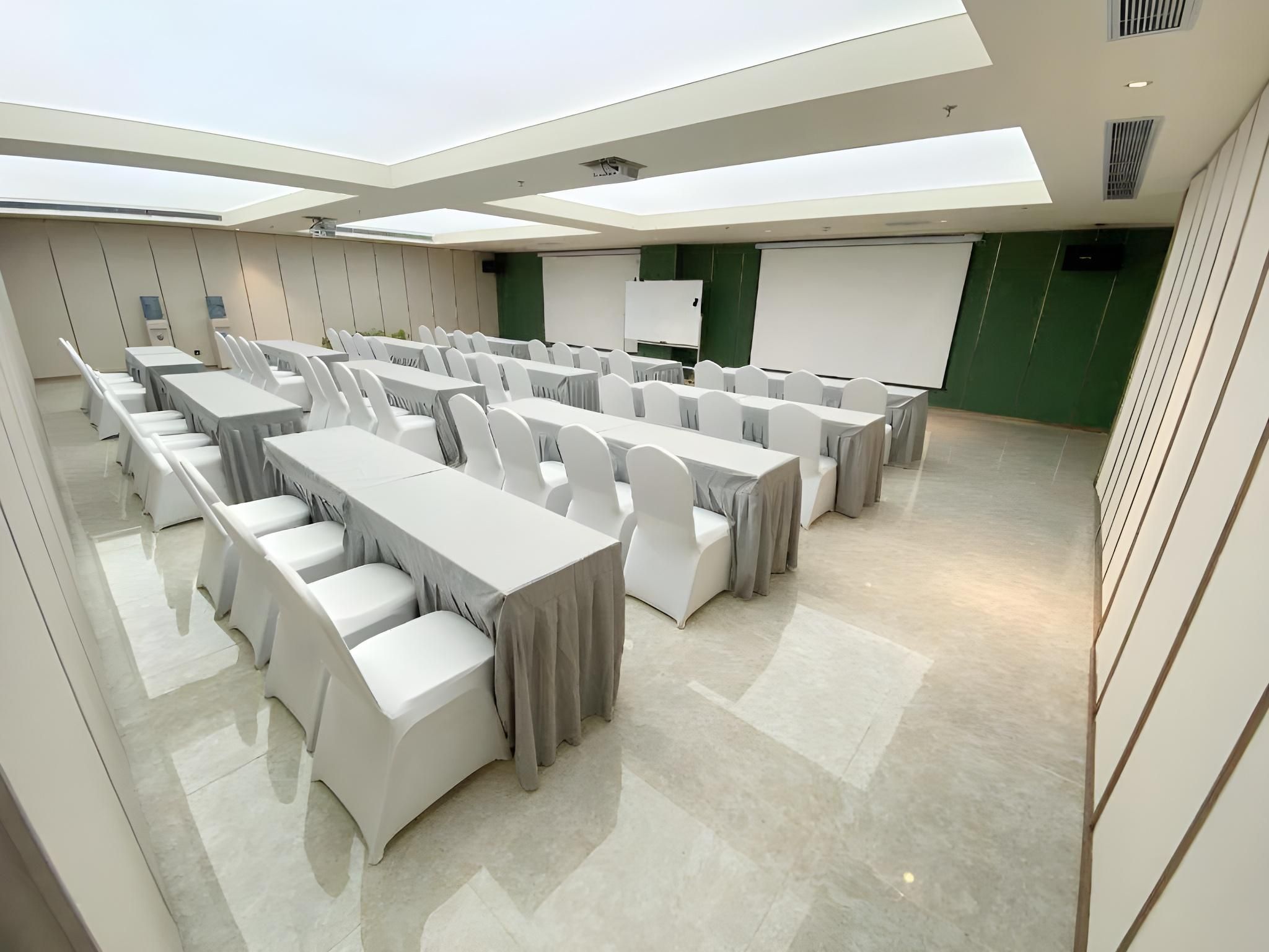 5b77a8c9816c68070e9e61e5b6cfe82a