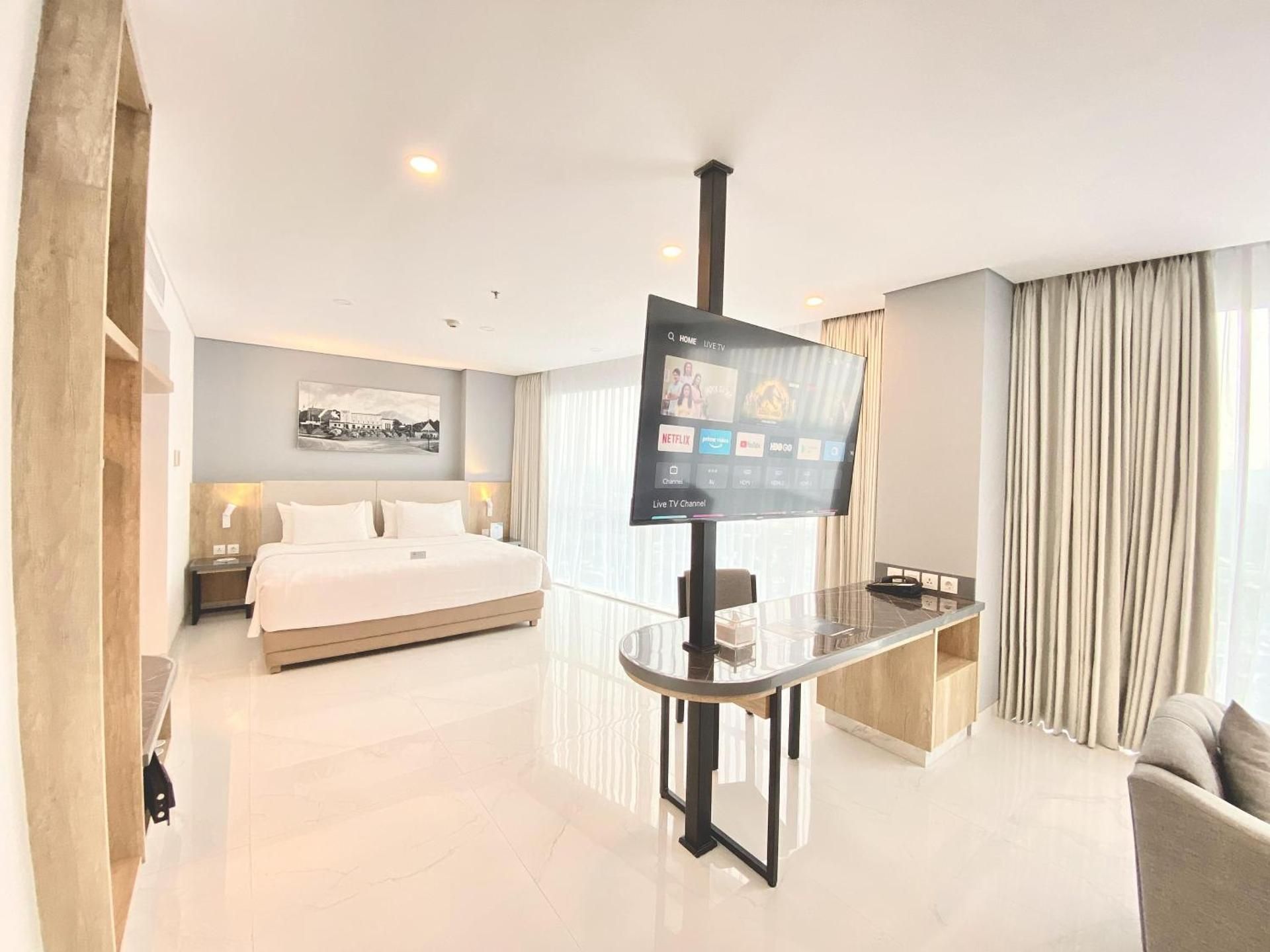 THE 1O1 Suite