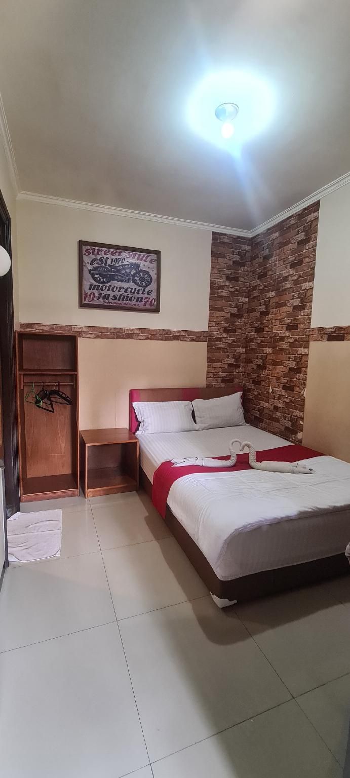 Standard - 1 Double Bed