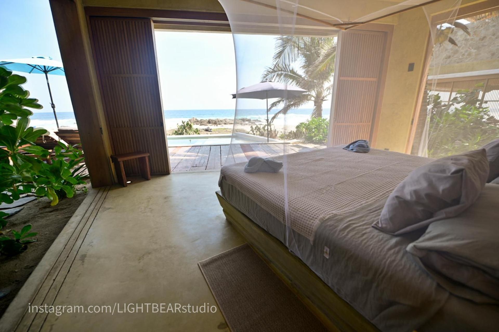 King Room with Pool View