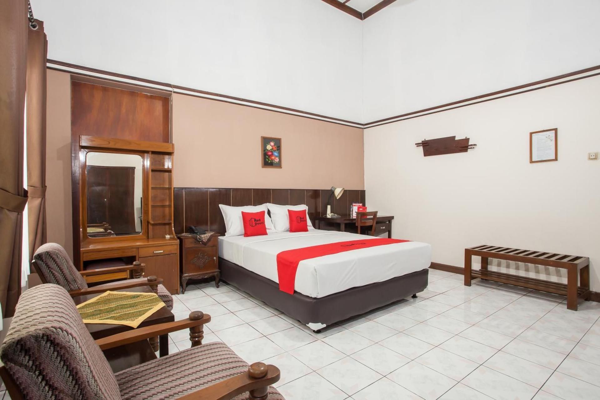 Economy Double Room