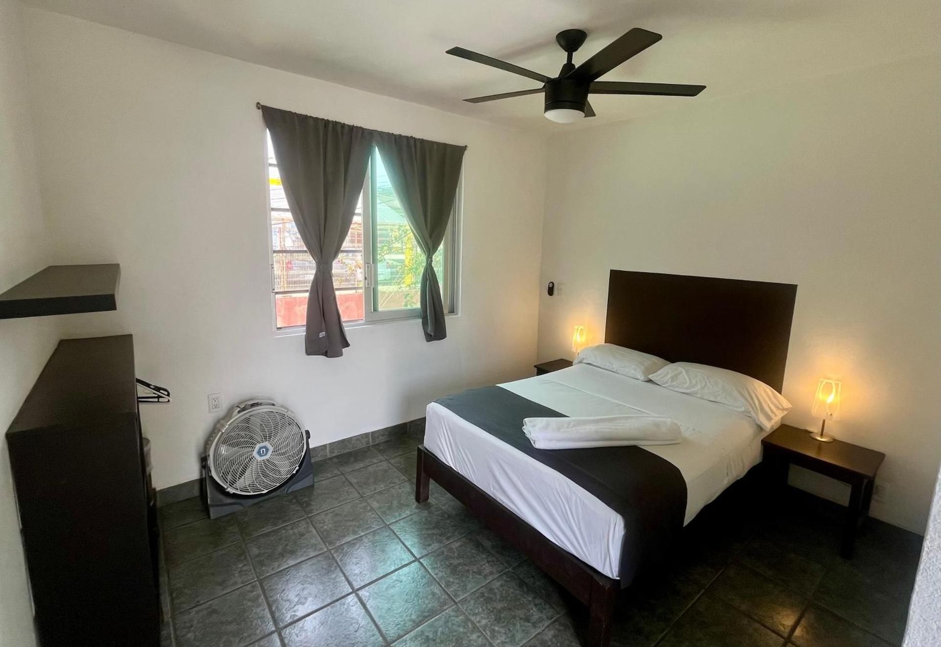 Hotel Aqualuna Cyclops