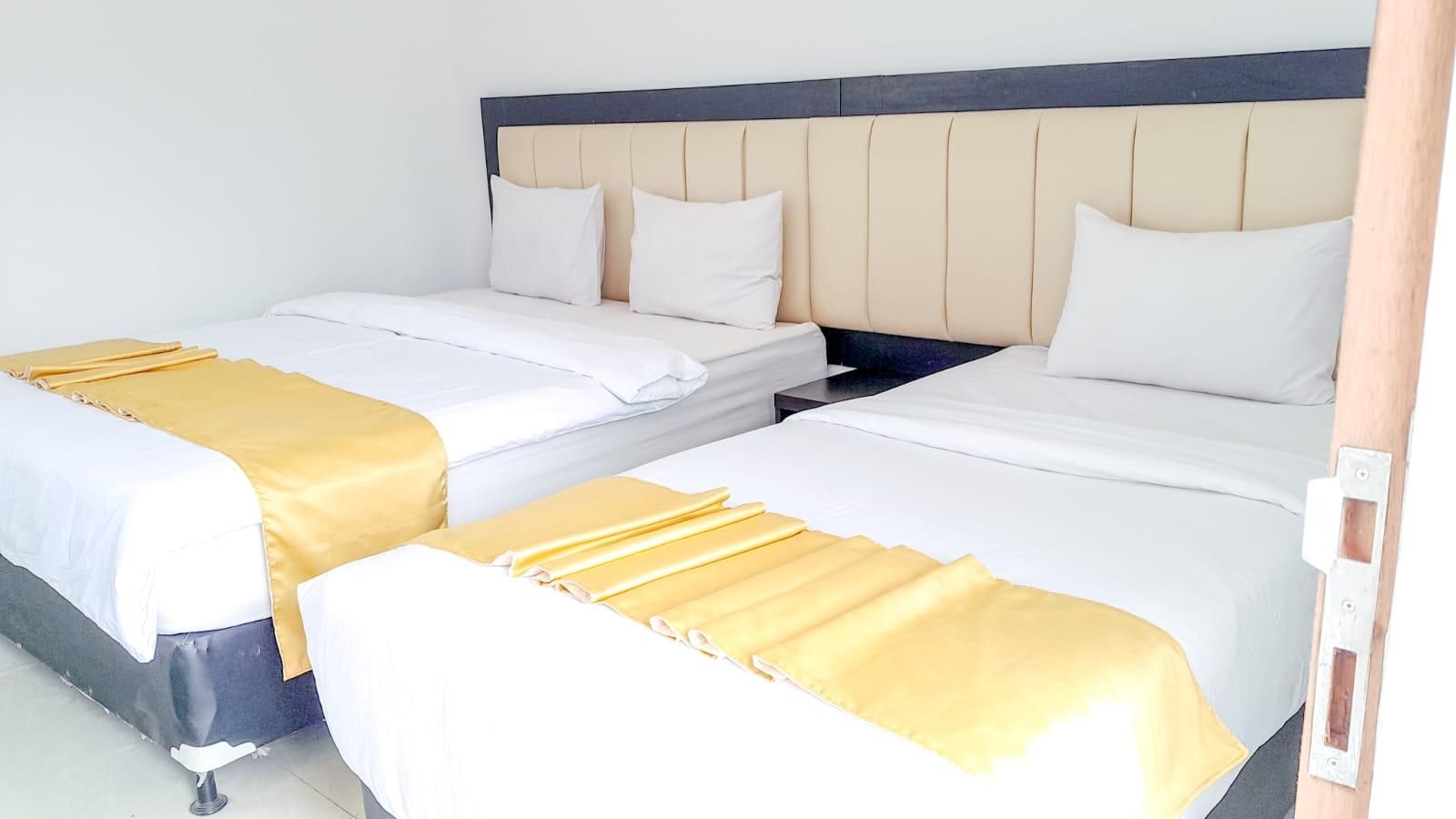 IN VILLA GARDEN RESORT Triple Room - Parking Included