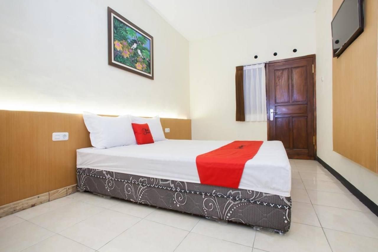 RedDoorz Room