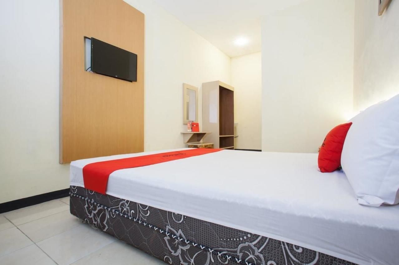 RedDoorz Room
