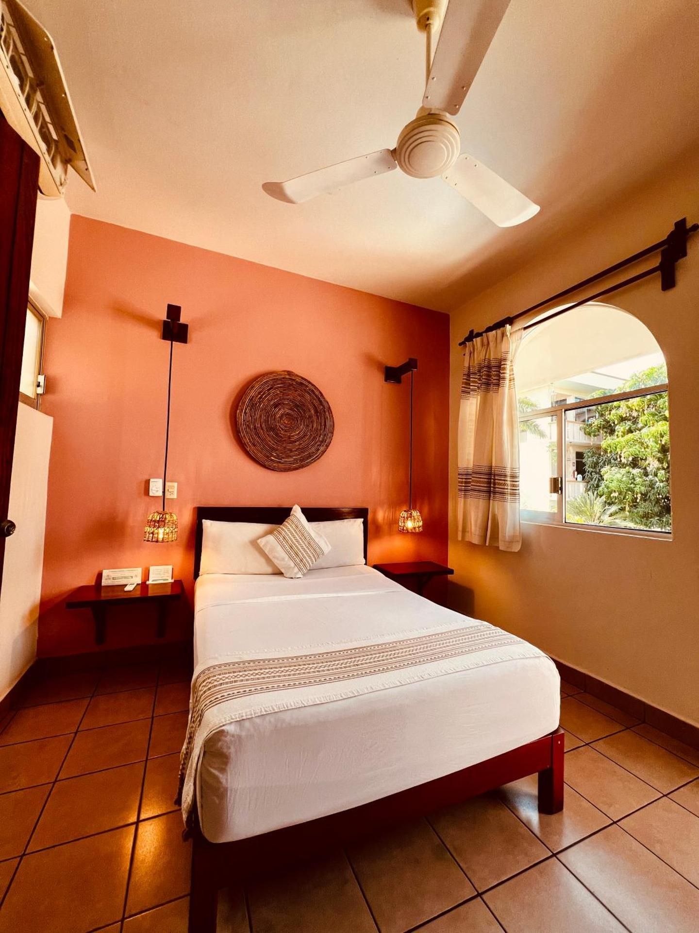 Budget Double Room no TV