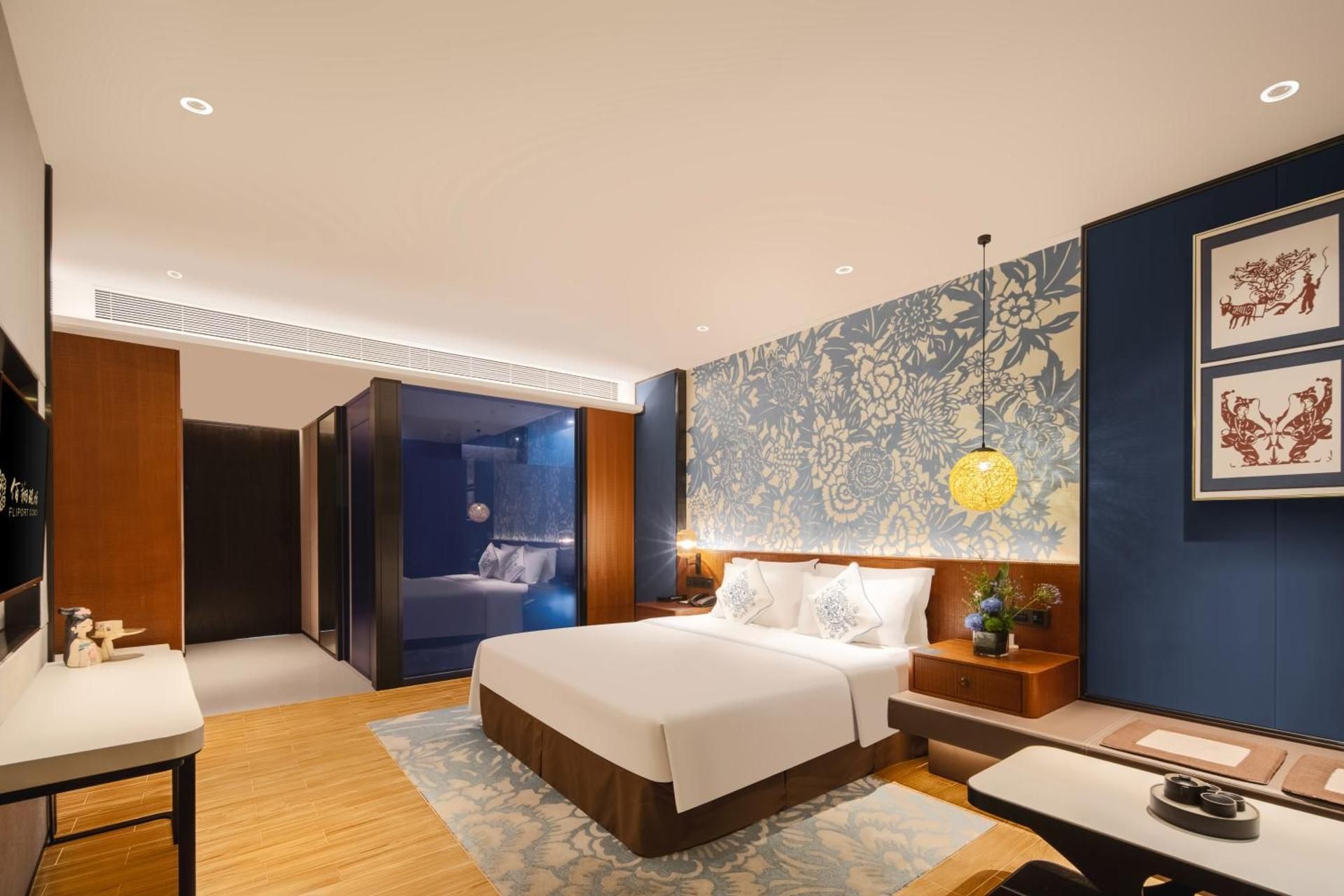 Queen Room