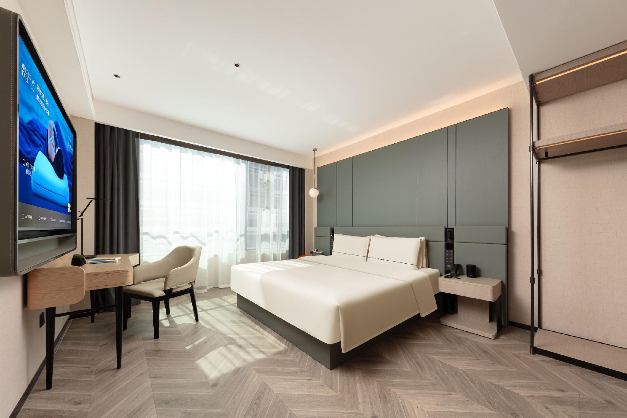 Premier Suites