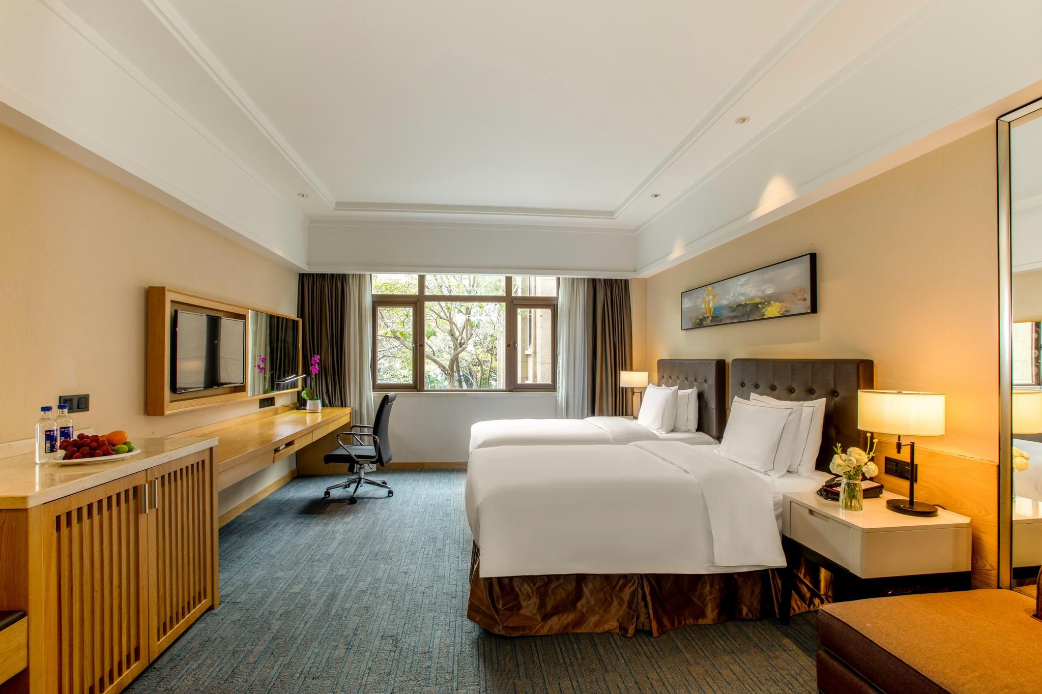 Deluxe Twin Bed Room