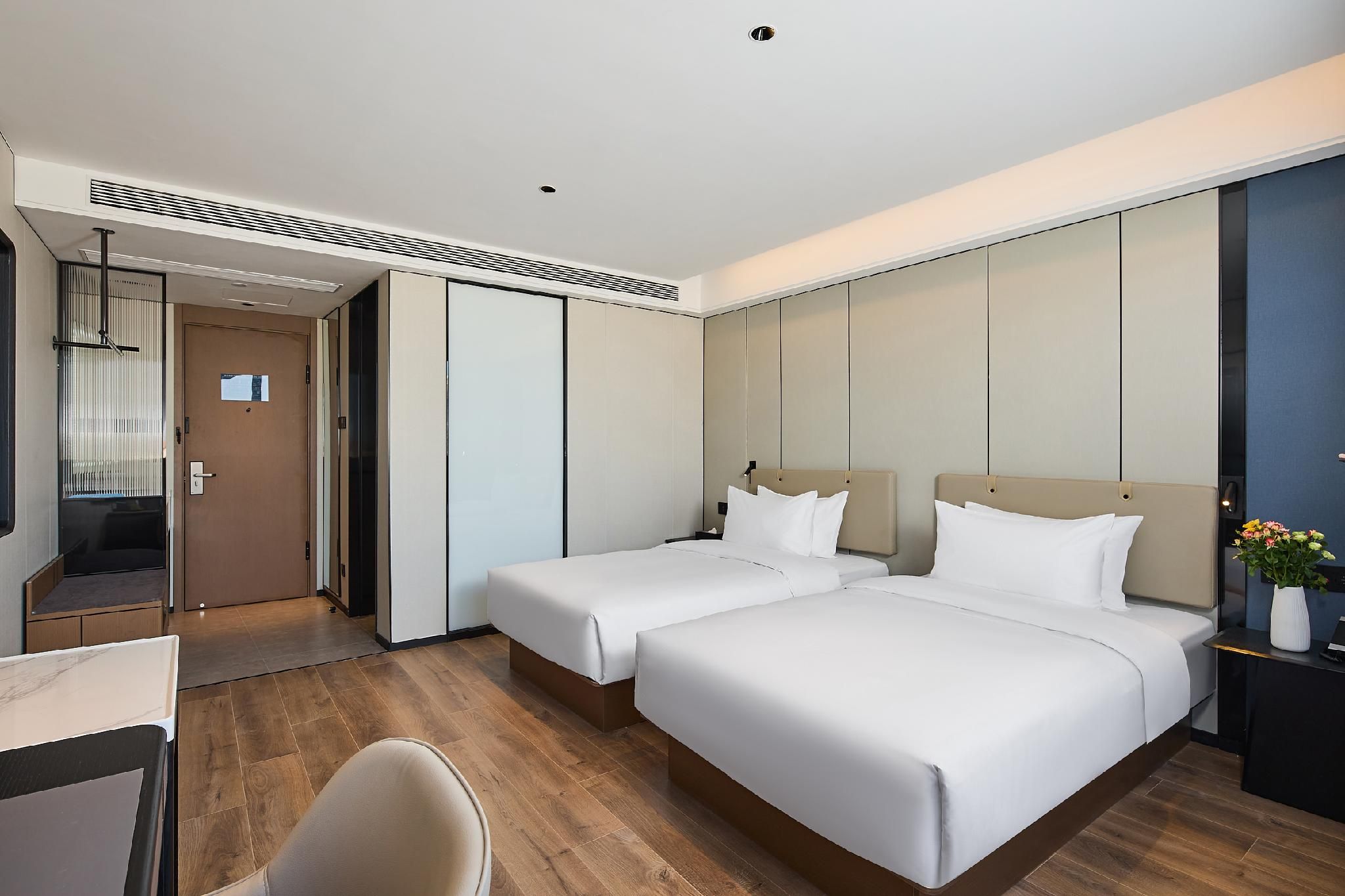 Select Twin Room