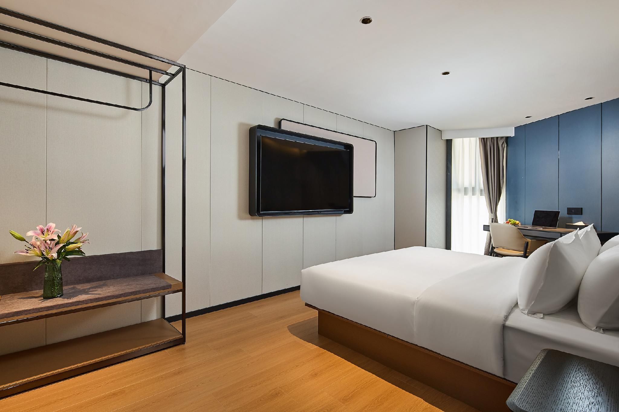 Select Bed Room