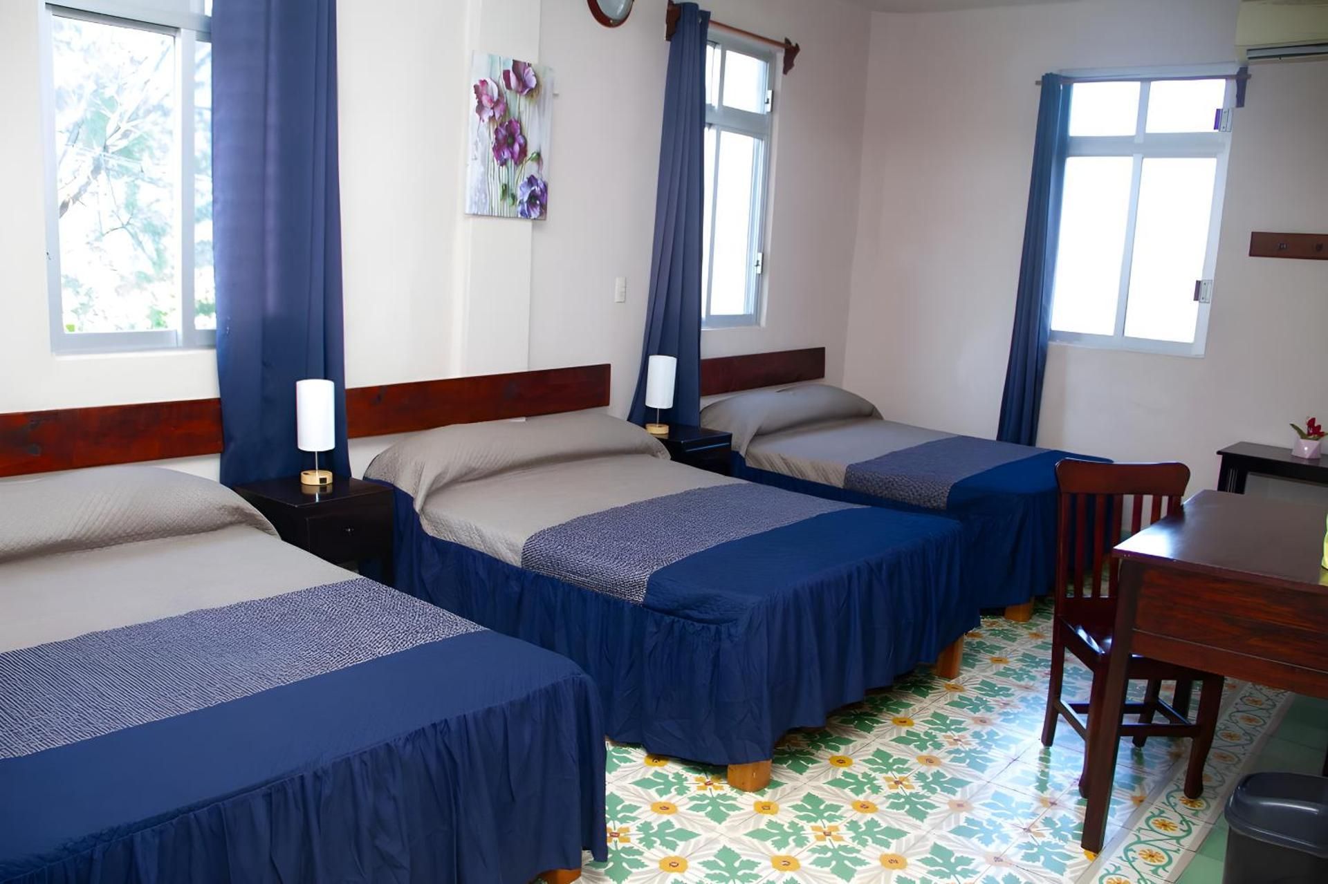 Triple Room with Private Bathroom