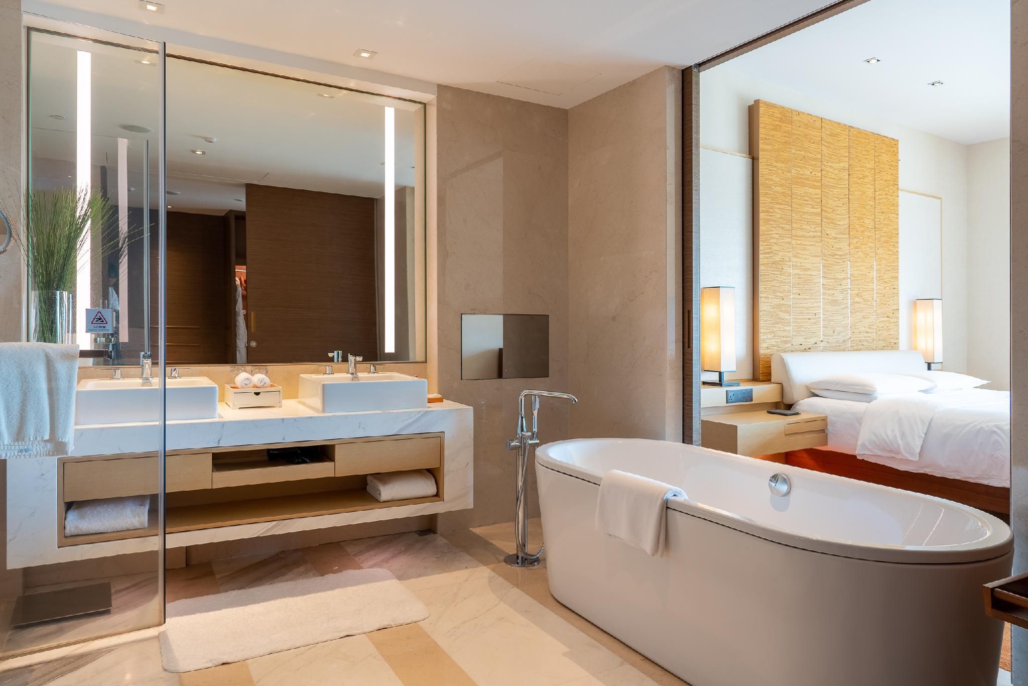 Regency Premium Suite