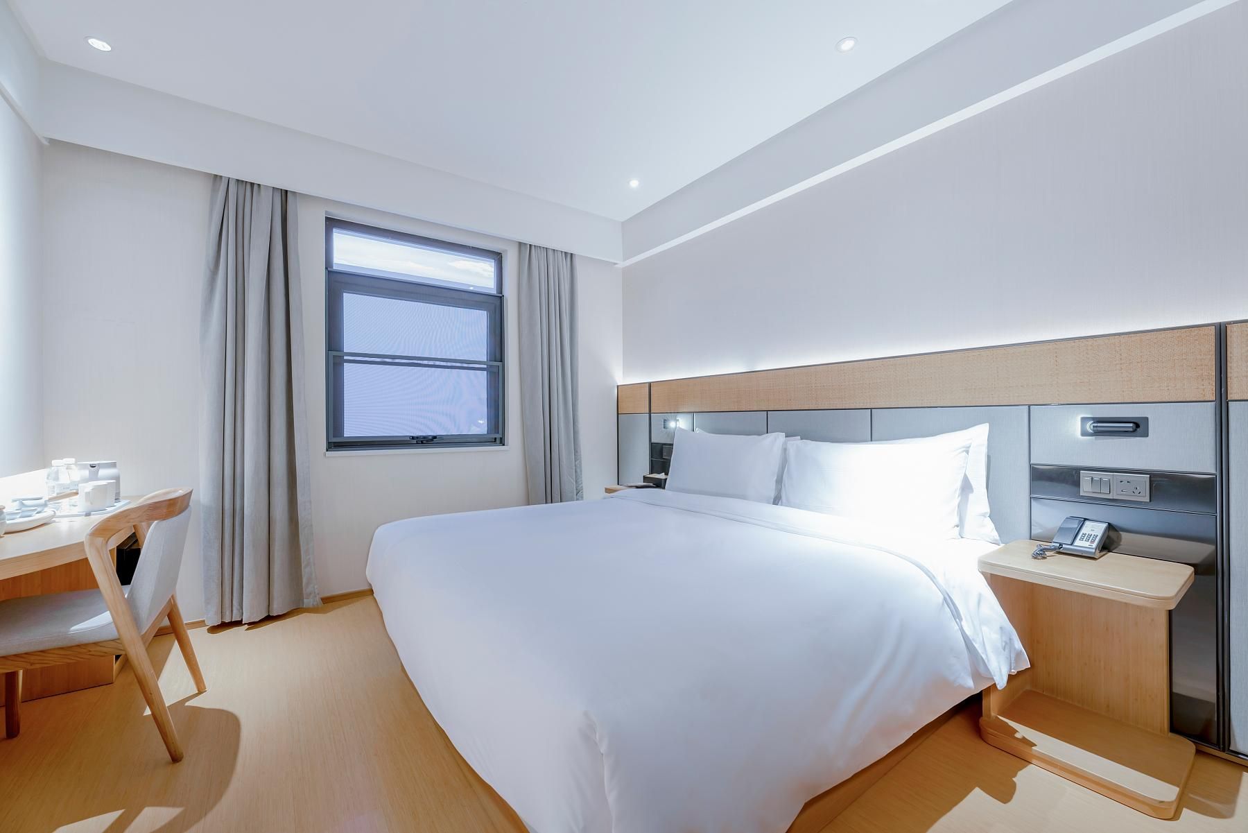 Huazhu - Superior Bed Room A