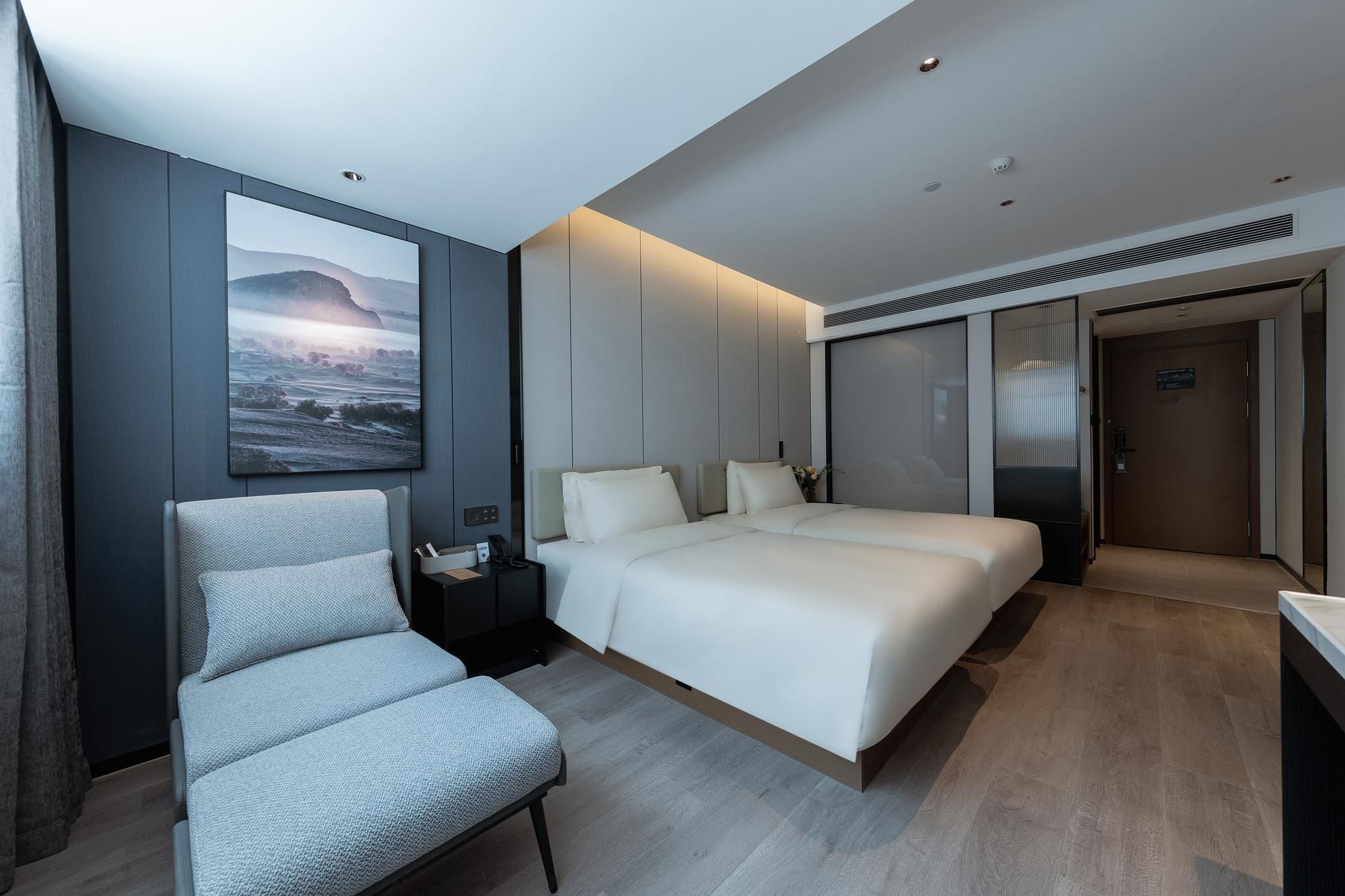 Atour - Elegant Twin Bed Room