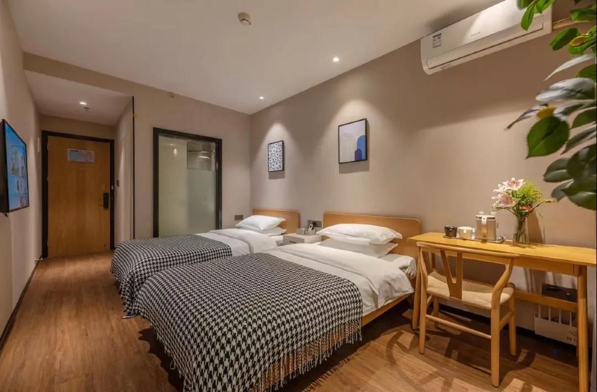 Lavende - Ya Zhi Twin Room