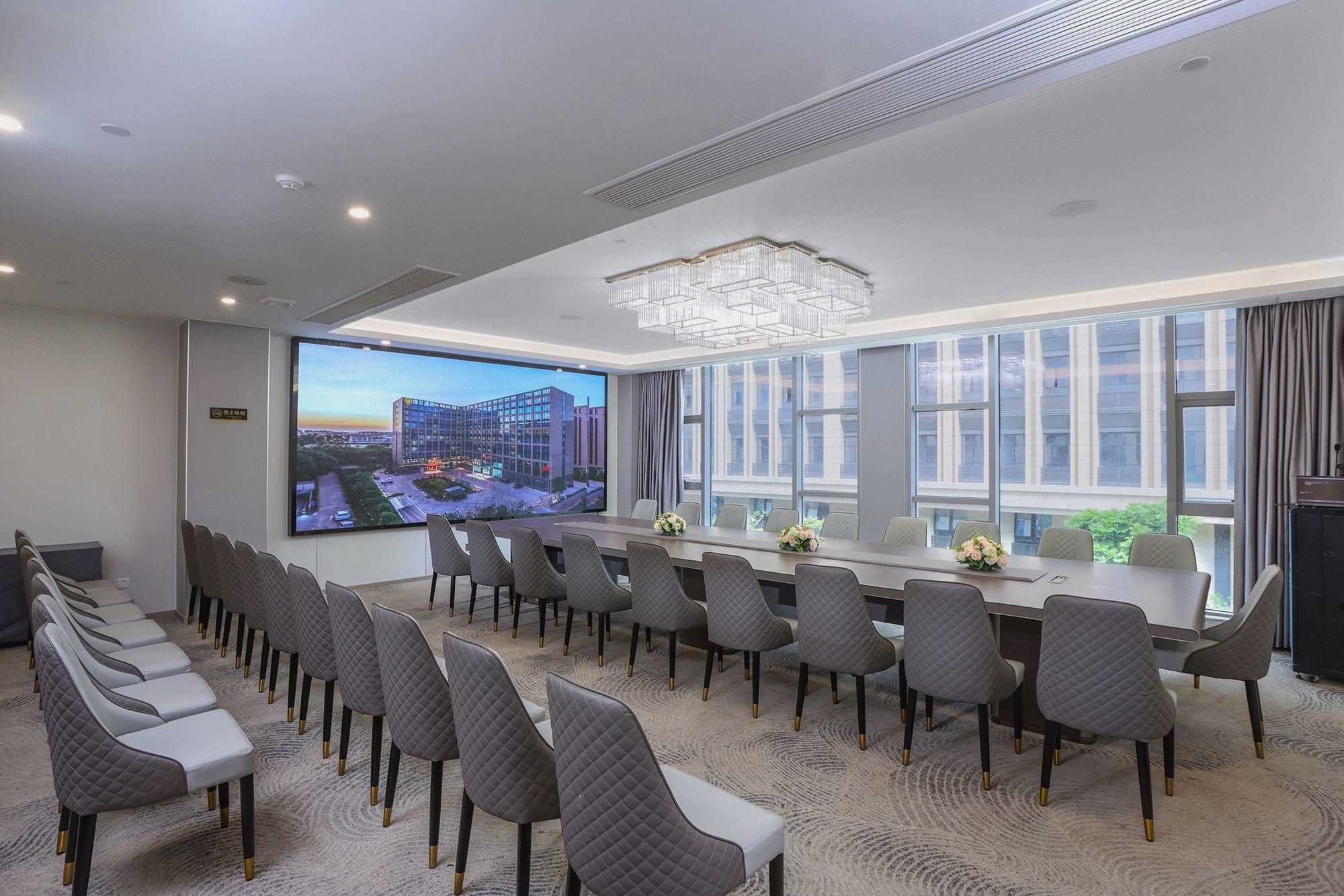 a6c836f8401346a2d59e21dc7c74c170