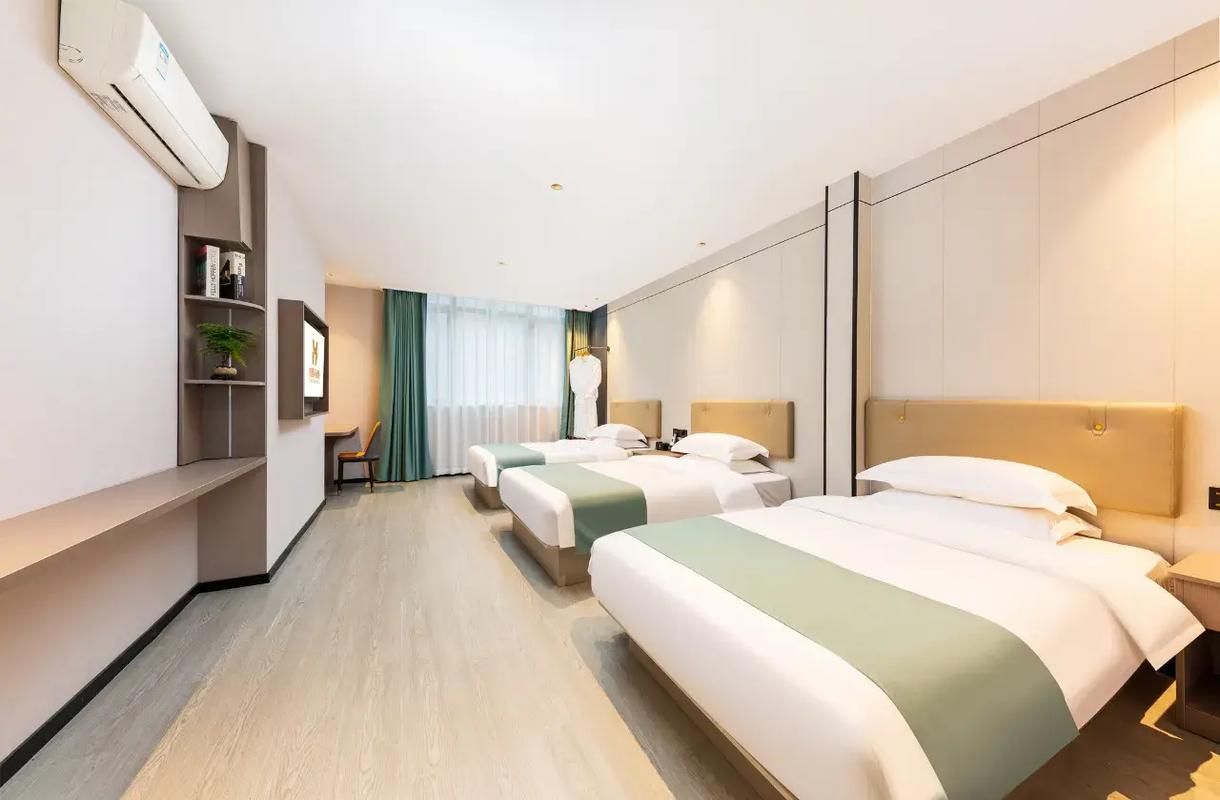 Deluxe Triple Apartment