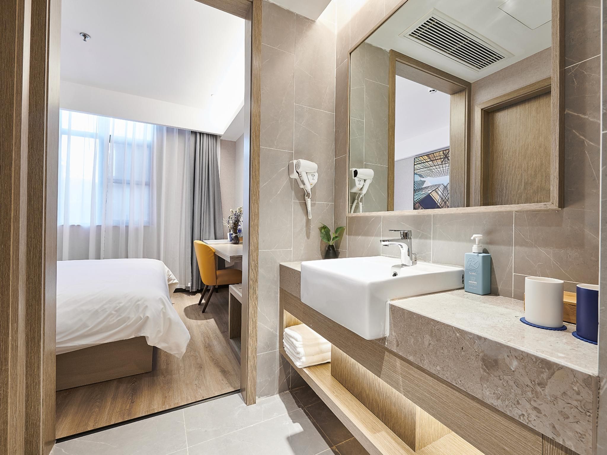Stayway Hotel Xiamen Tong'an Baolong Plaza Queen 3