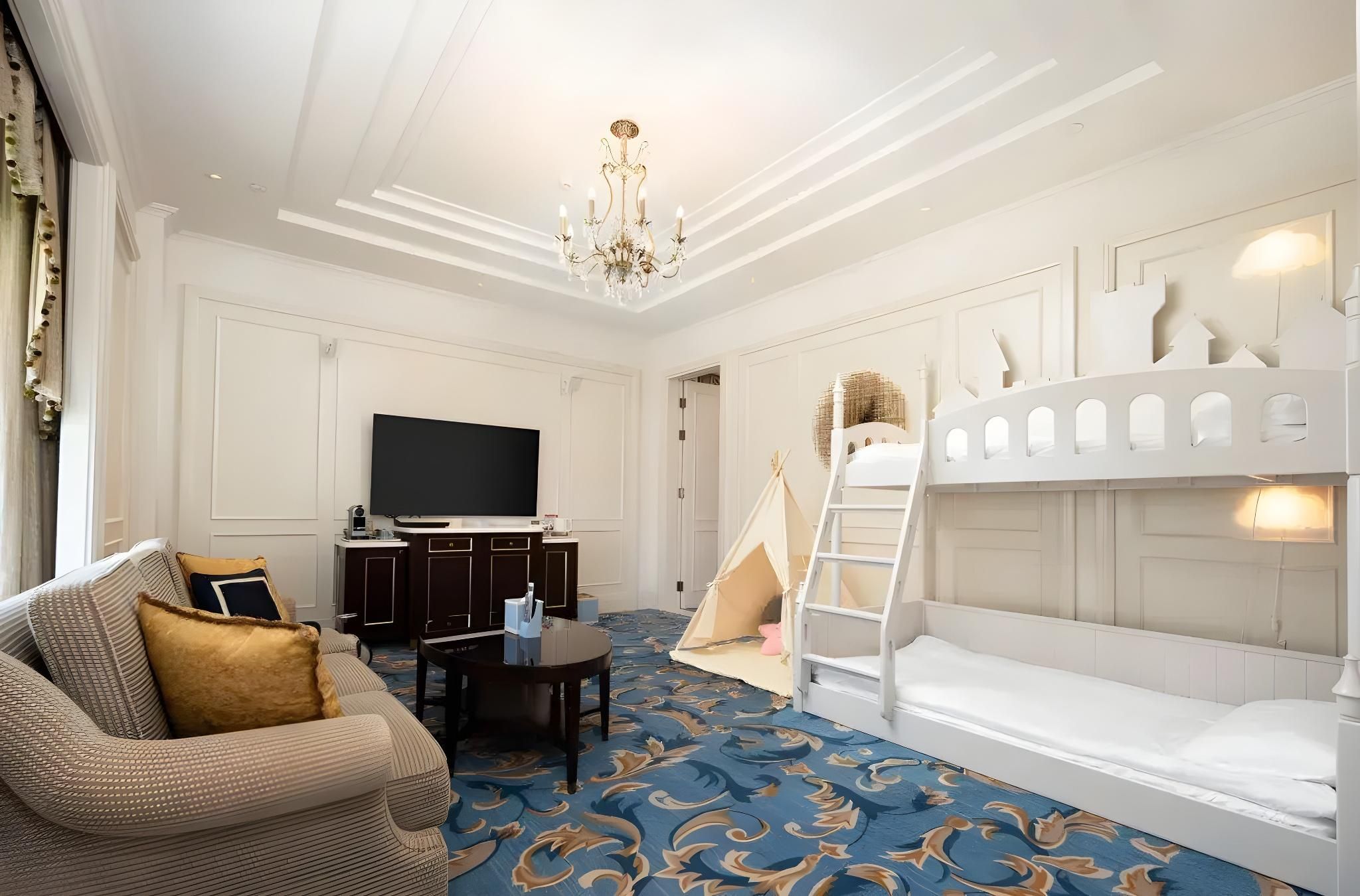 Family Suite
