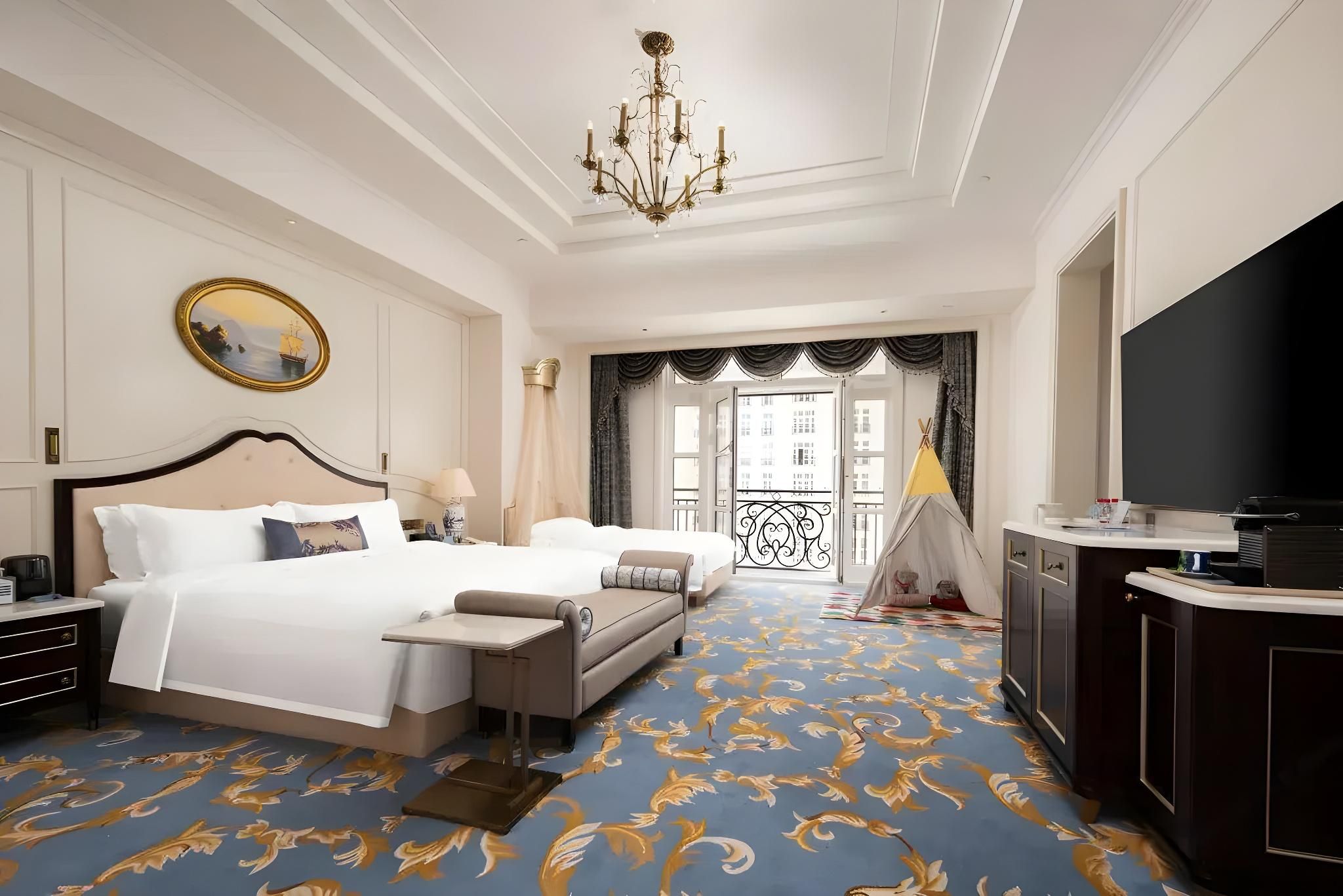 Family Sea View Room