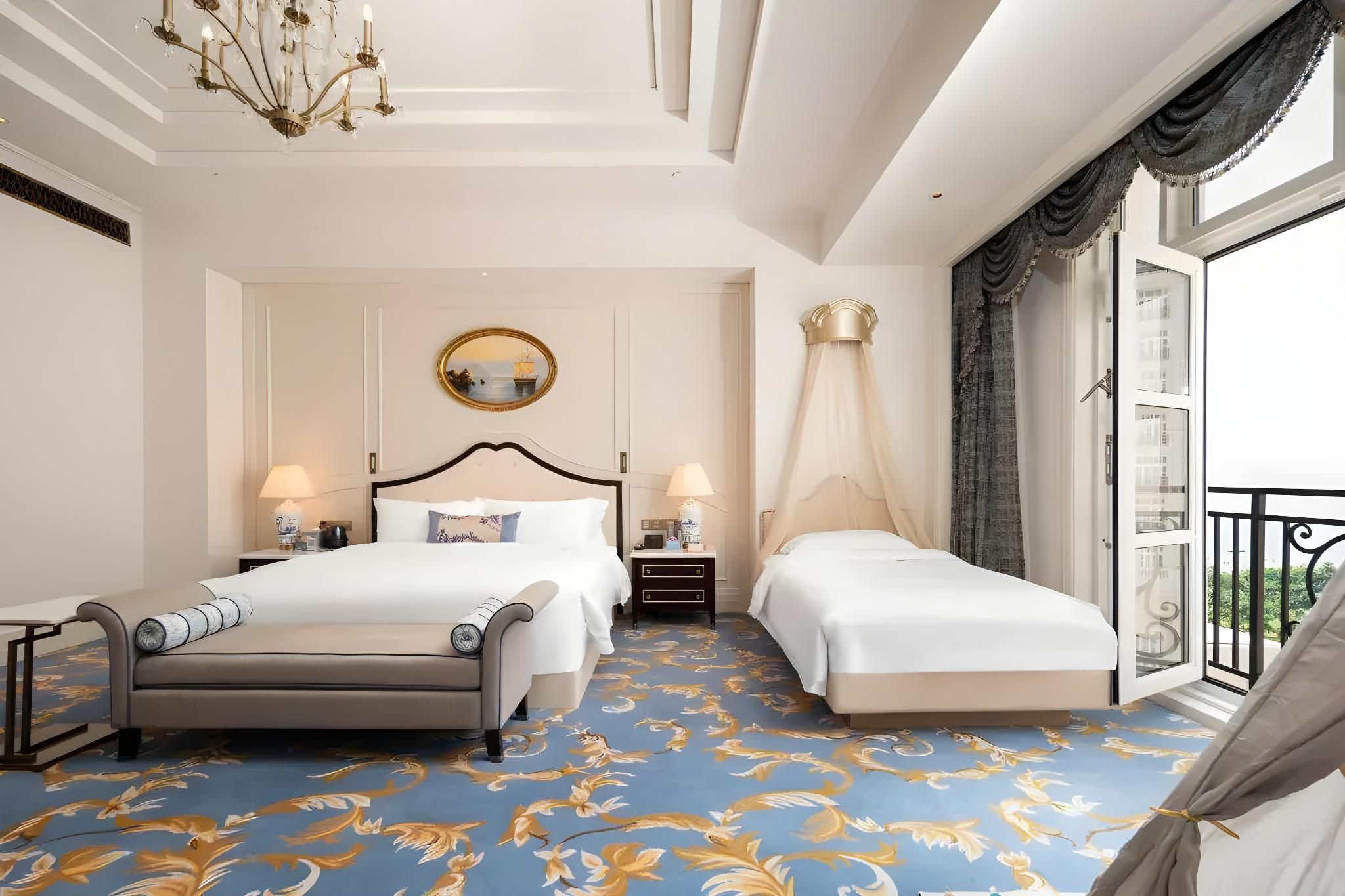 Family Sea View Room