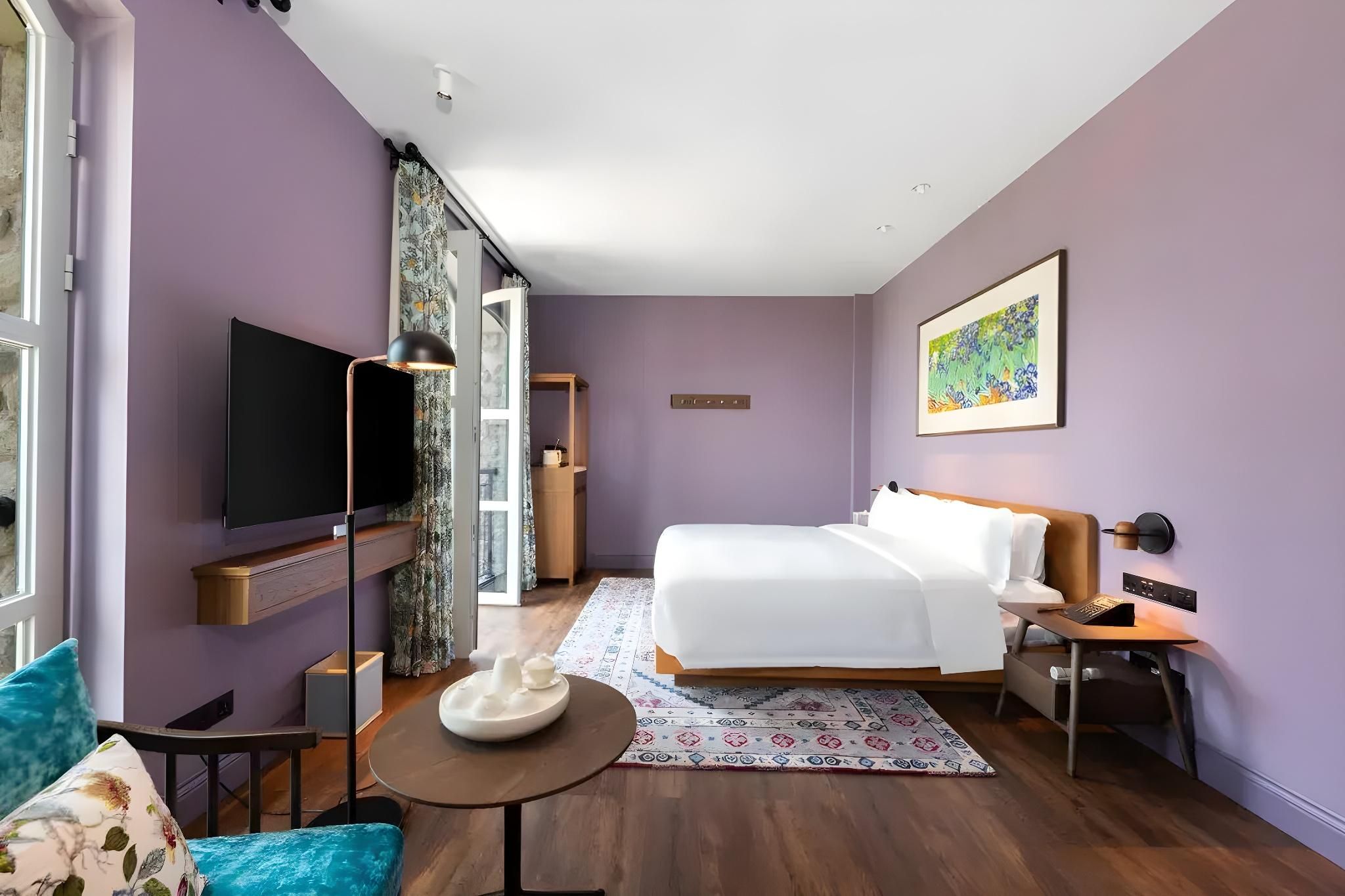Superior King Room