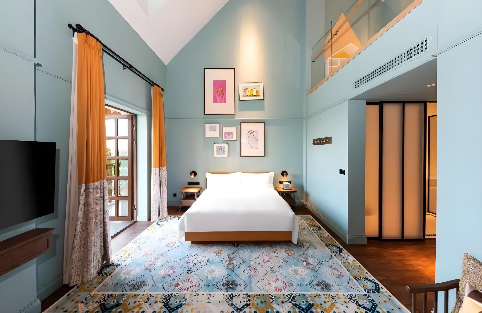 Loft Suite