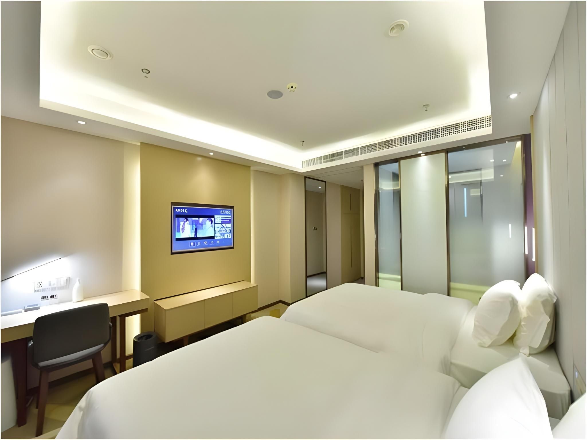 Twin Deluxe Room