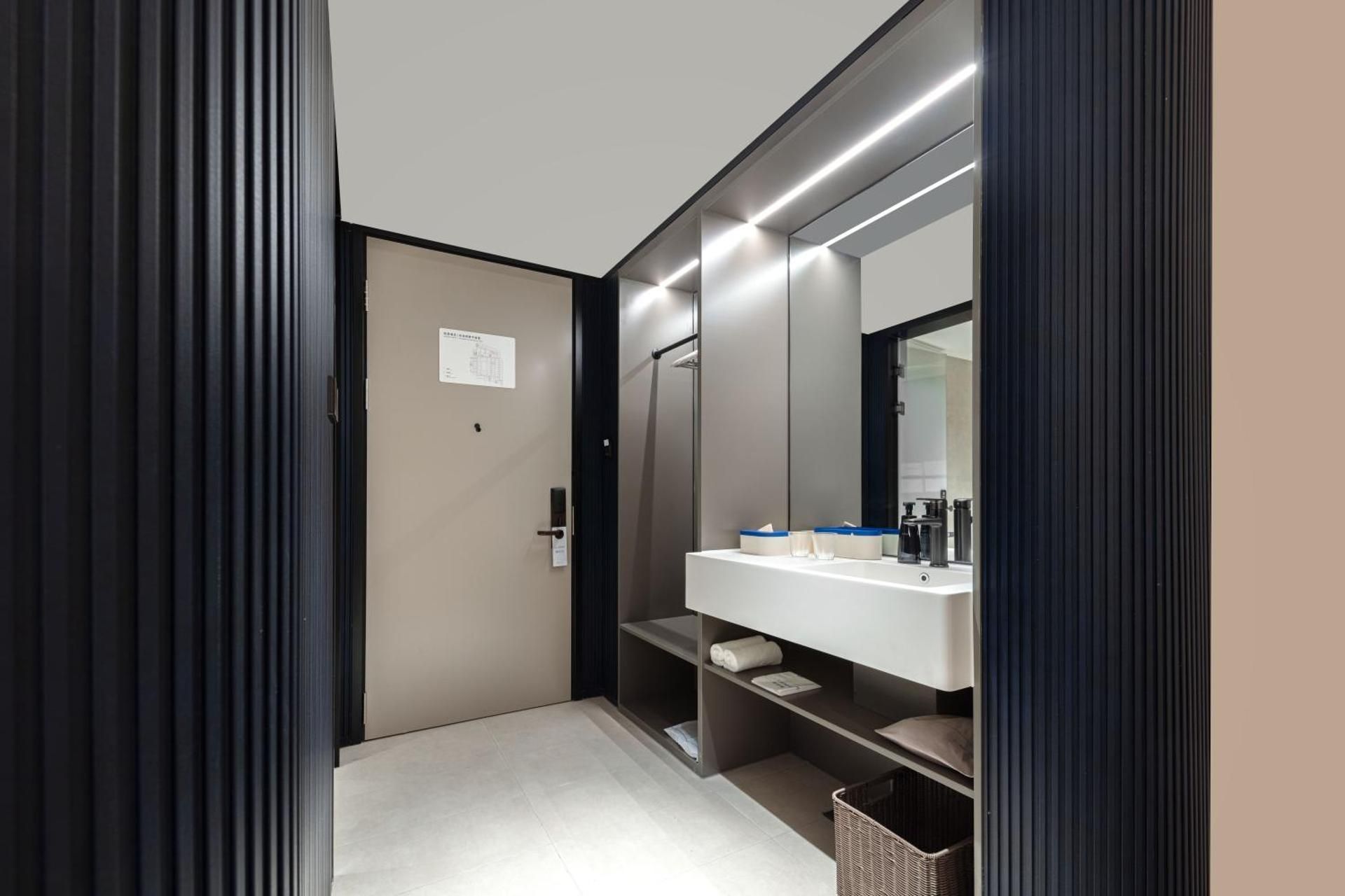 Atour Light Hotel Xiamen Zhongshan Road Pedestrian Street Chinese City Superior Suite 2