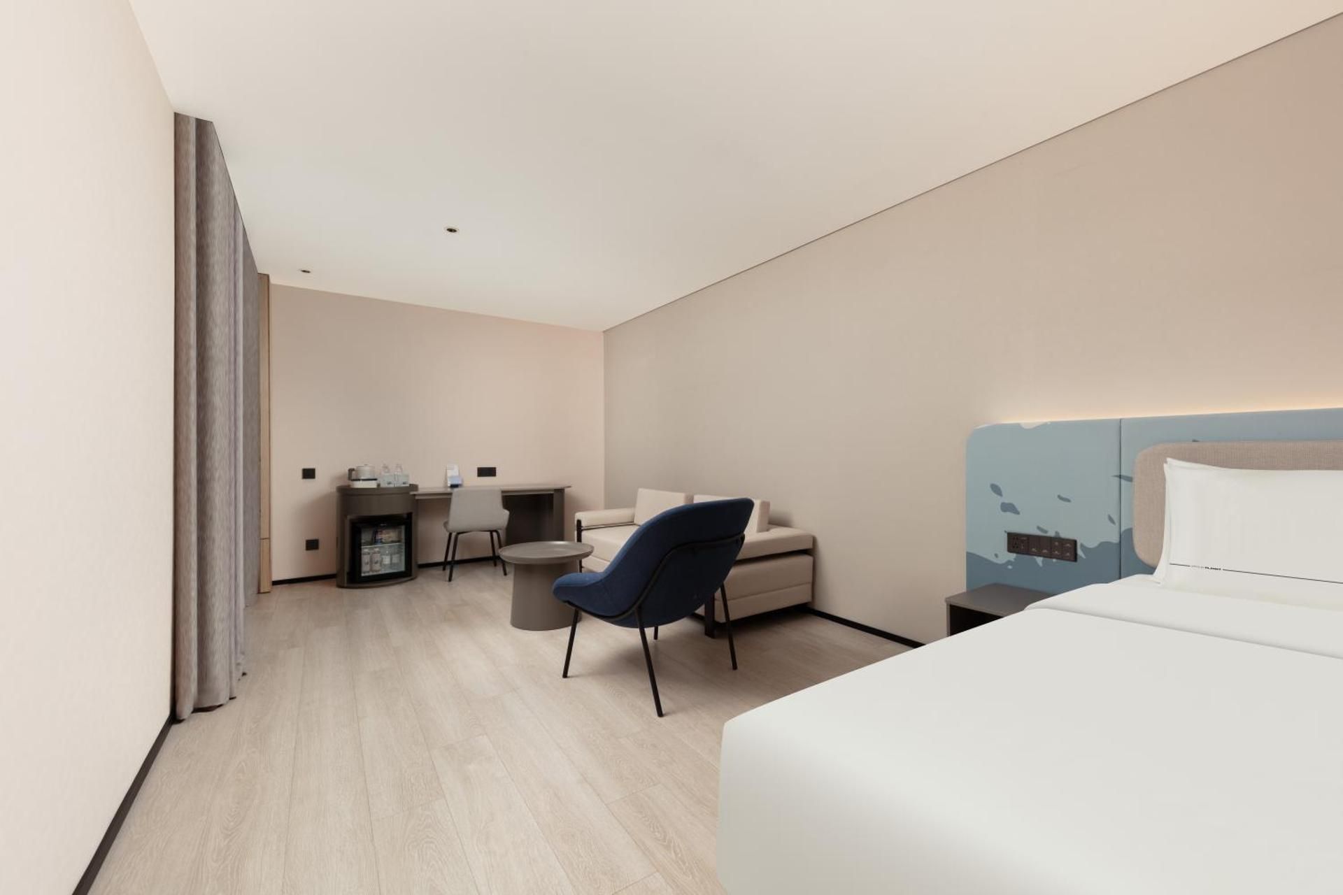 Atour Light Hotel Xiamen Zhongshan Road Pedestrian Street Chinese City Superior Suite 3