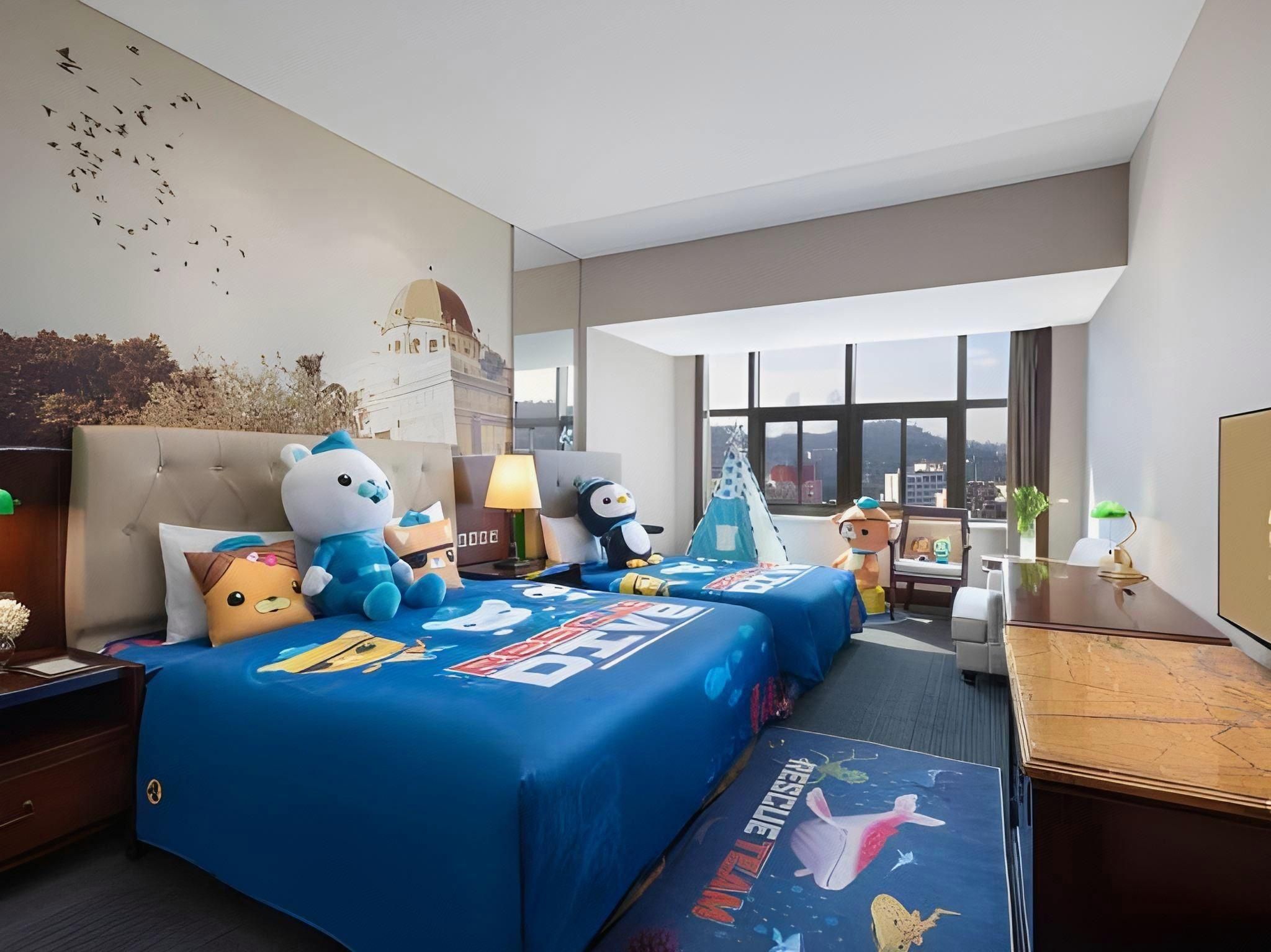 Boutique Queen Room