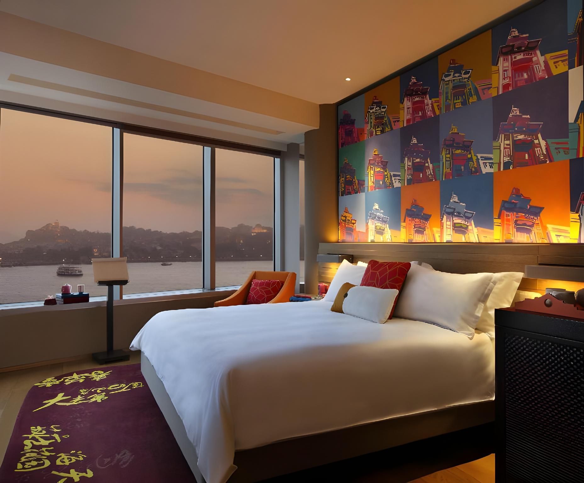 Sea View King Bed